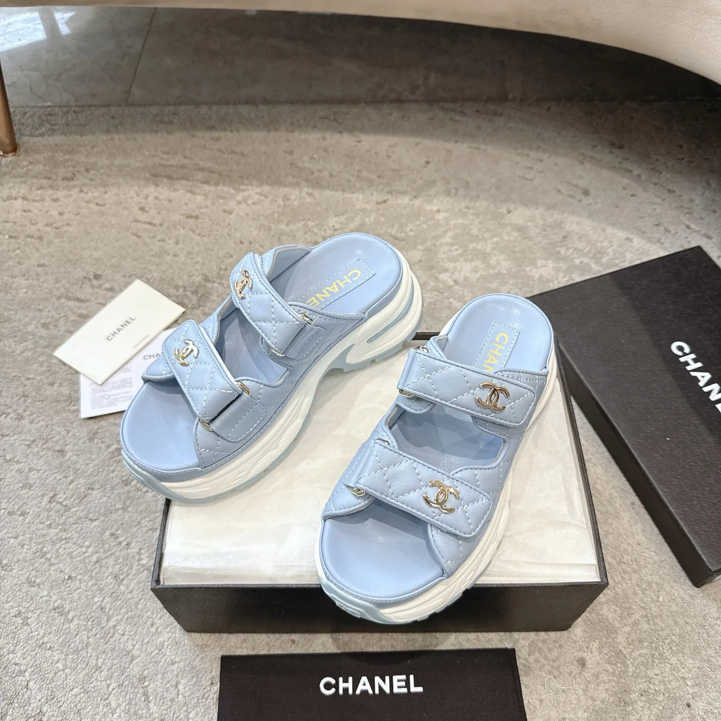 Босоножки Женские Chanel 16954210