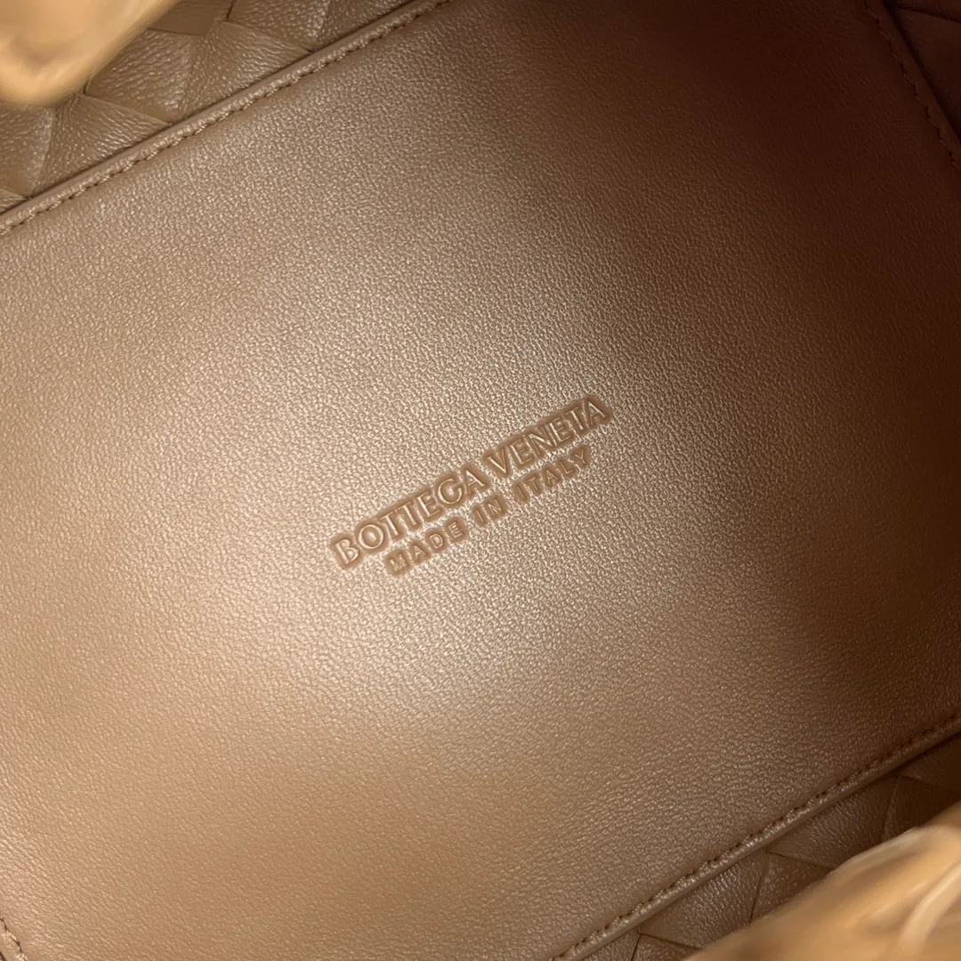 Классические Сумки Женские Bottega Veneta 11425390