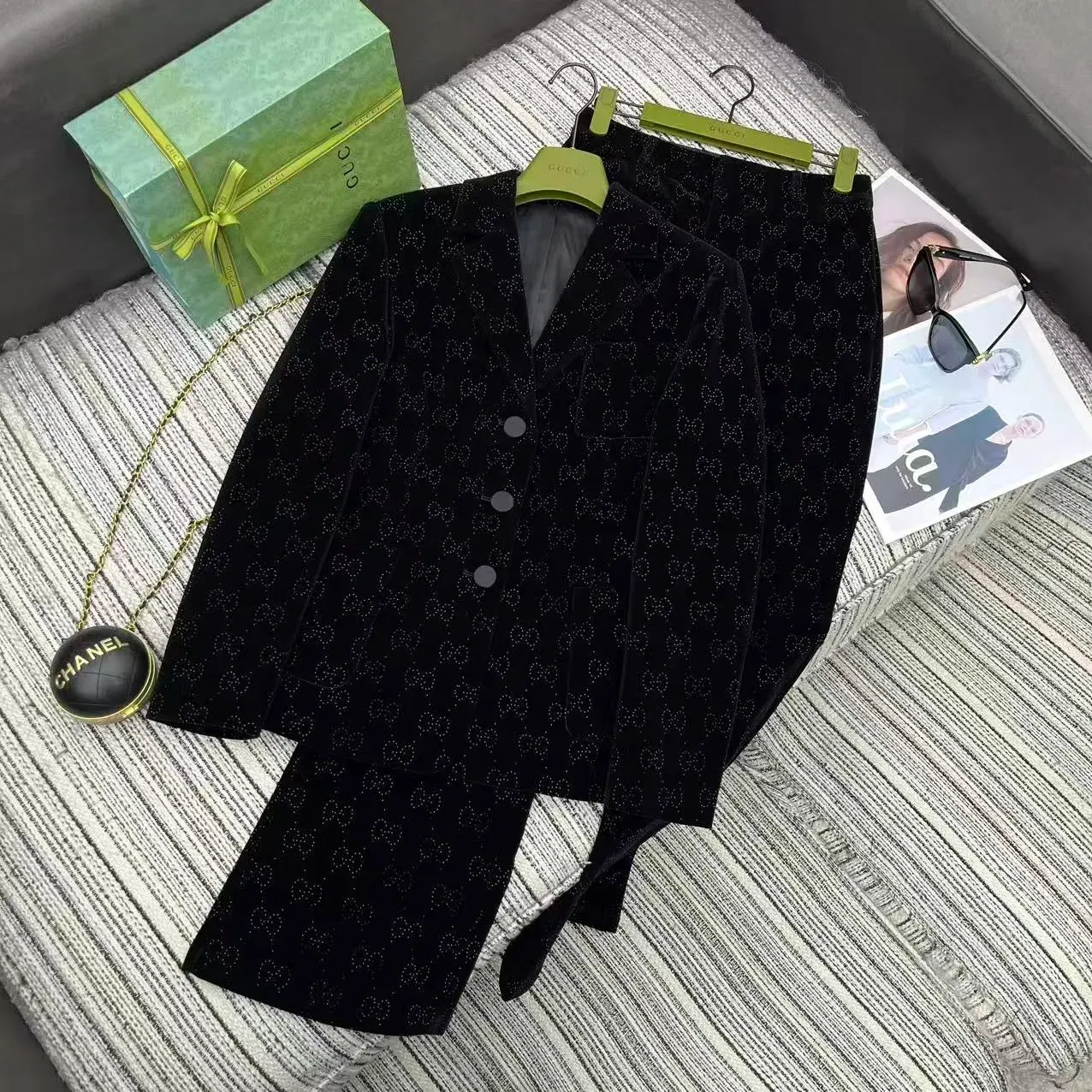 Костюмы Женские Gucci 616440