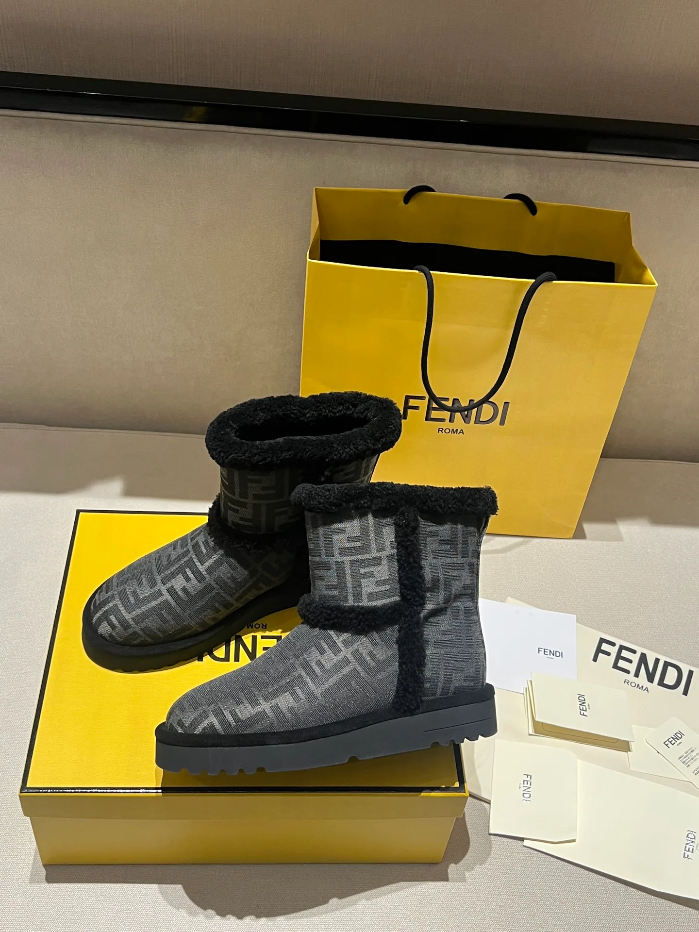 Угги Женские Fendi 1469098