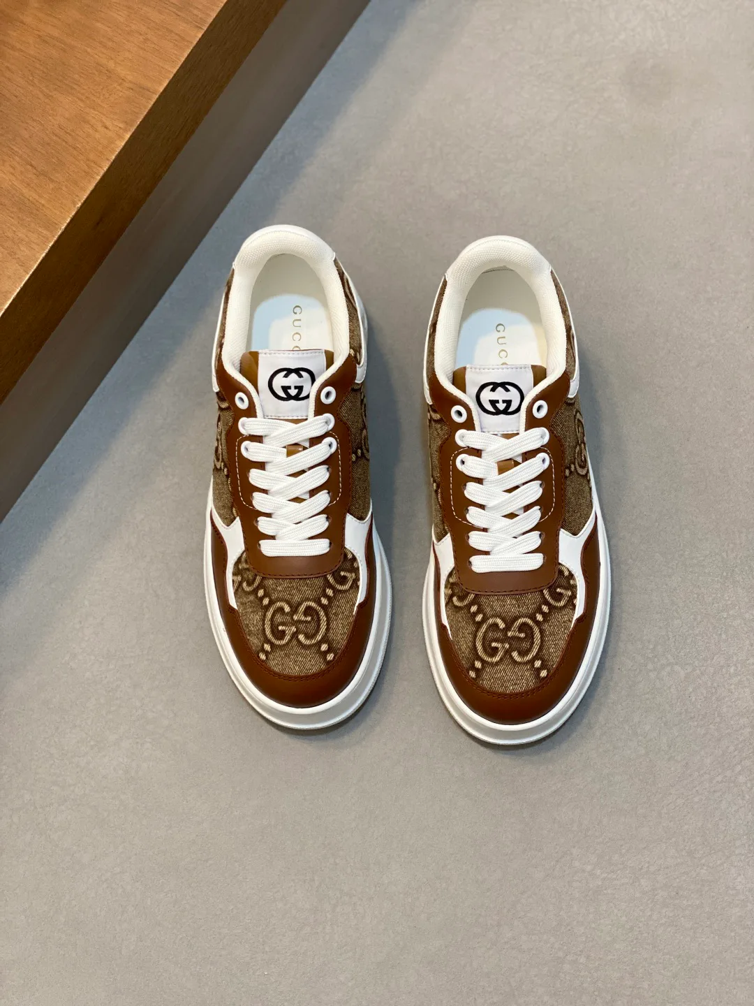 Кроссовки Мужские Gucci 19064126