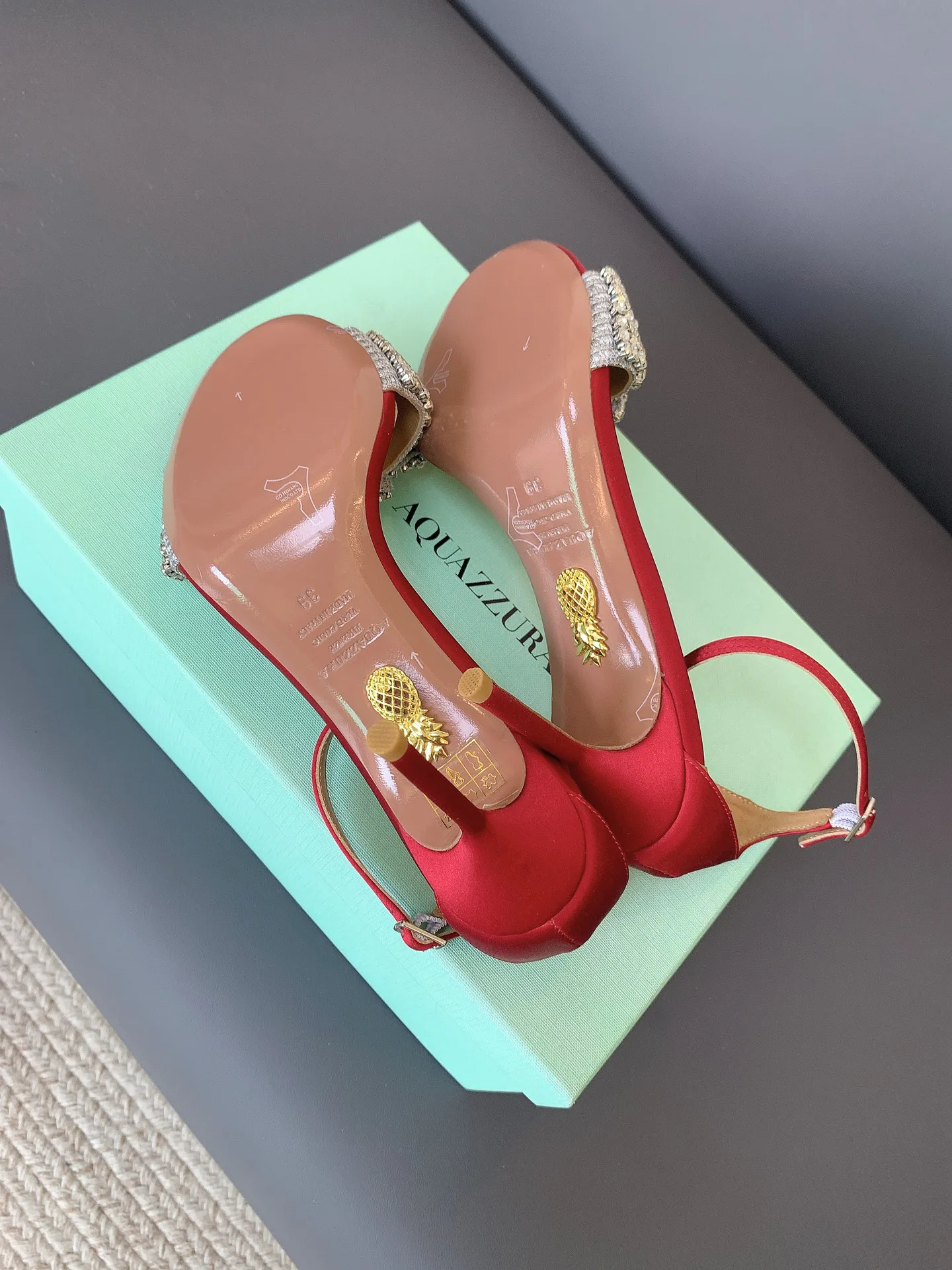 Босоножки Женские Aquazzura 17614510