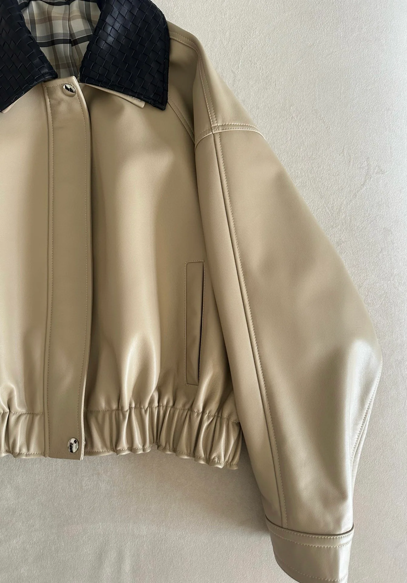 Куртки И Пуховики Женские Bottega Veneta 787337