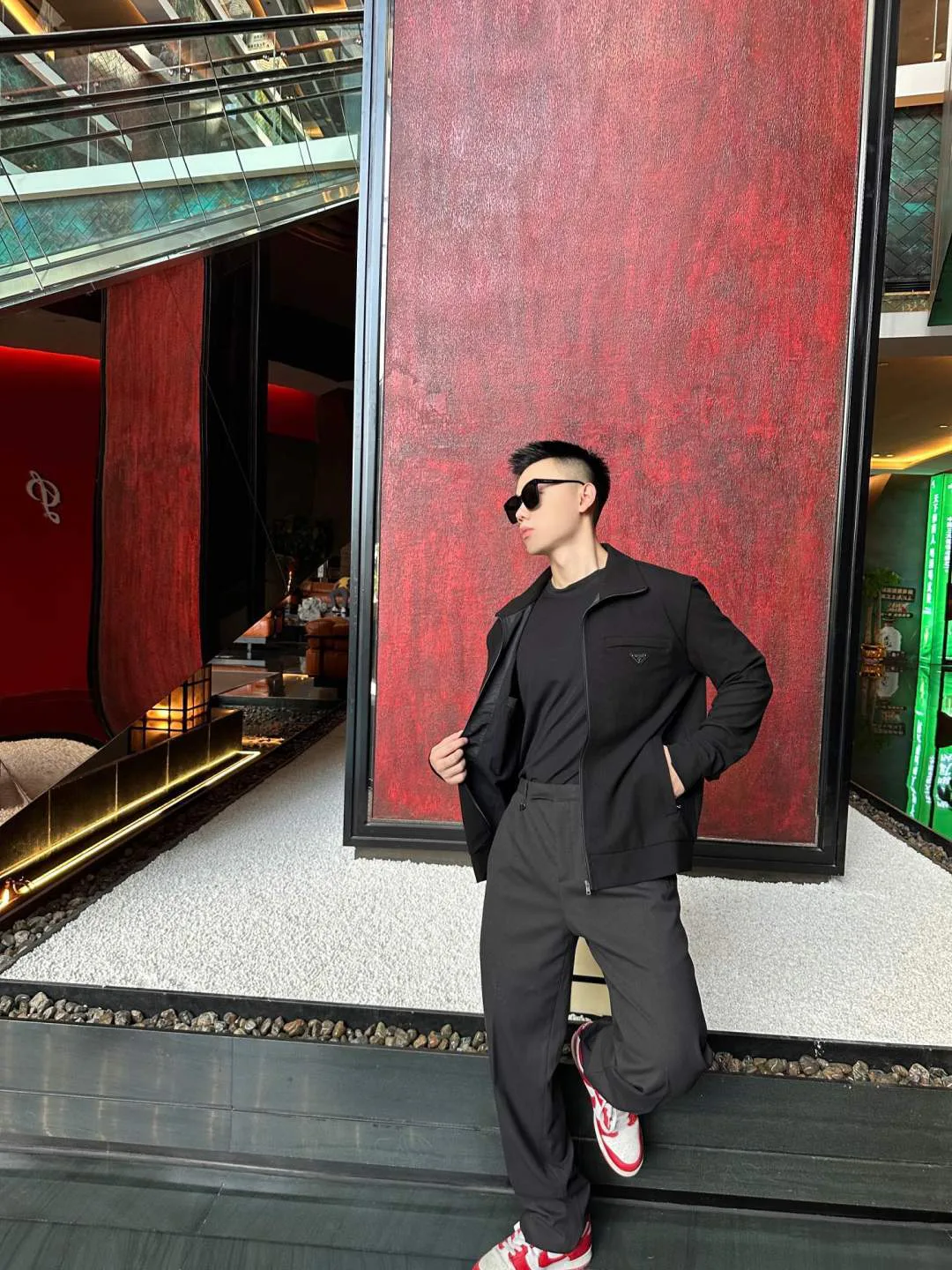 Куртки И Пуховики Мужские Prada 8973505