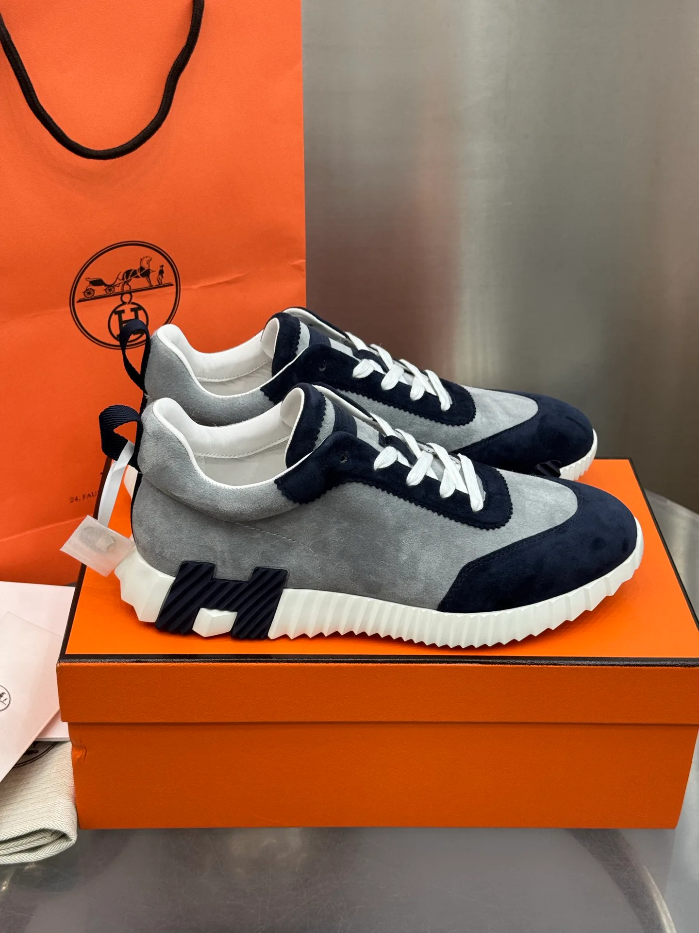 Кроссовки Женские Hermes 17811480
