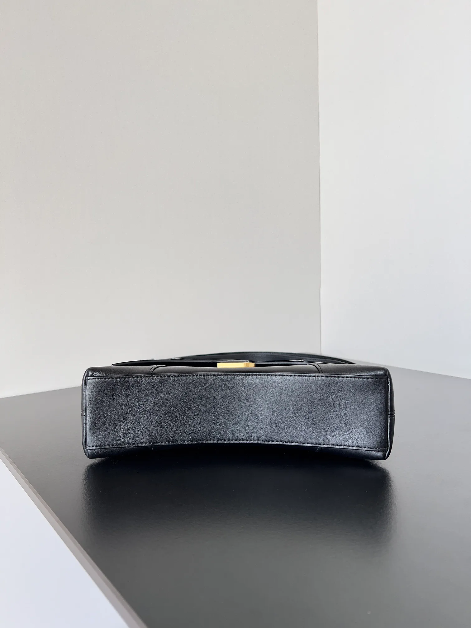 Сумки На Ремне Женские Balenciaga 368795