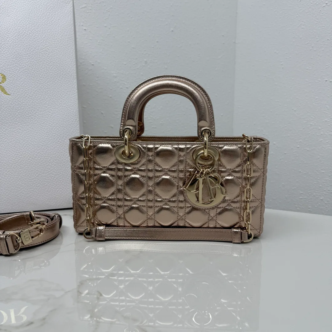 Классические Сумки Женские Christian Dior 18116364