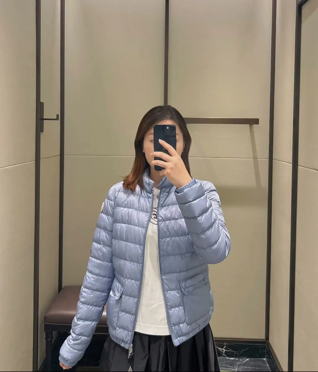 Куртки И Пуховики Женские Moncler 18989600