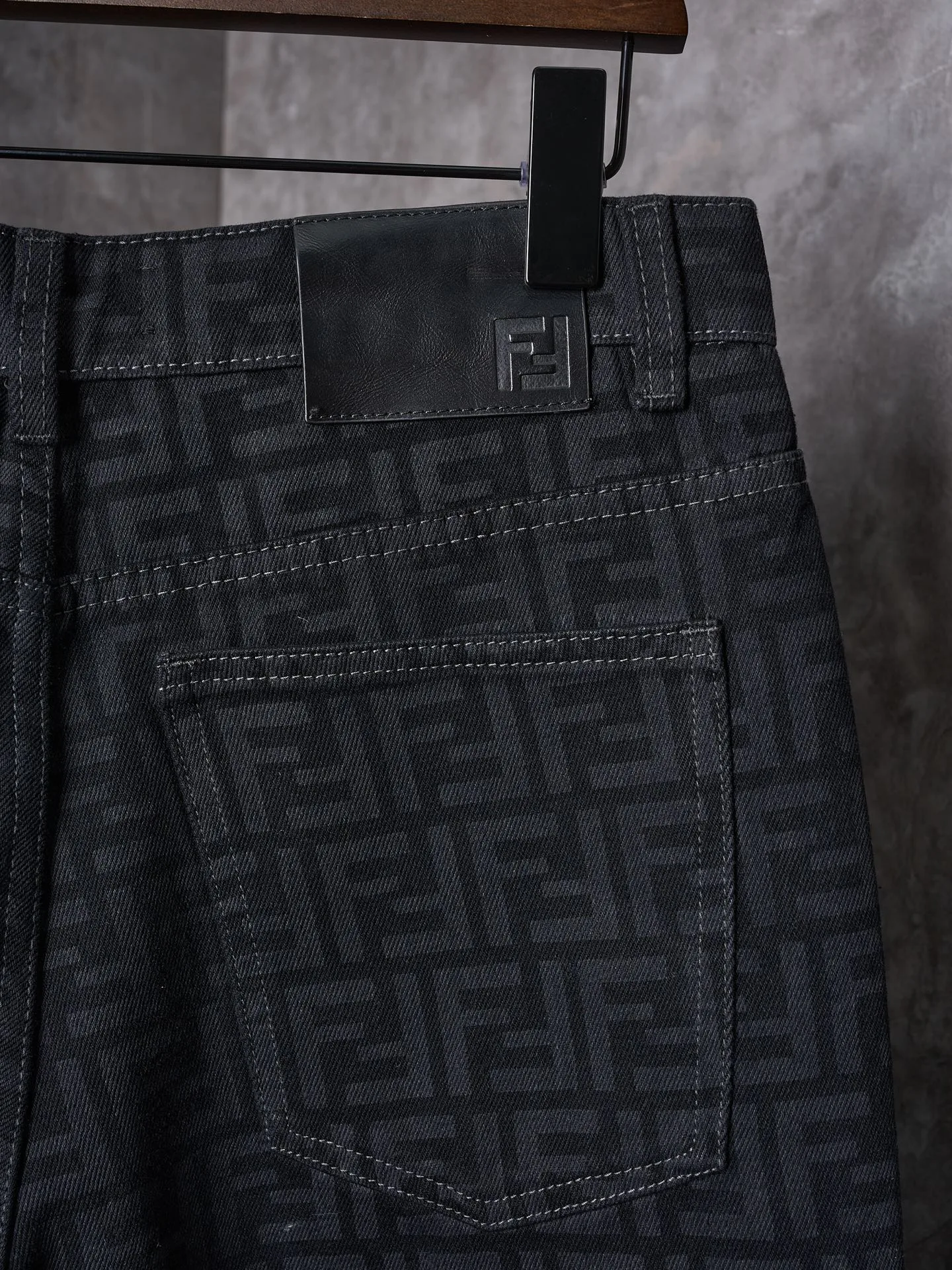 Джинсы Мужские Fendi 18179291