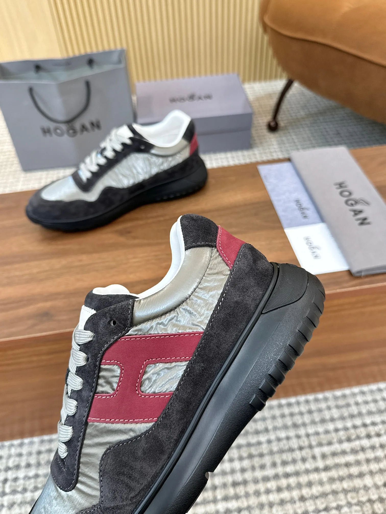 Кроссовки Женские Hogan 12835350