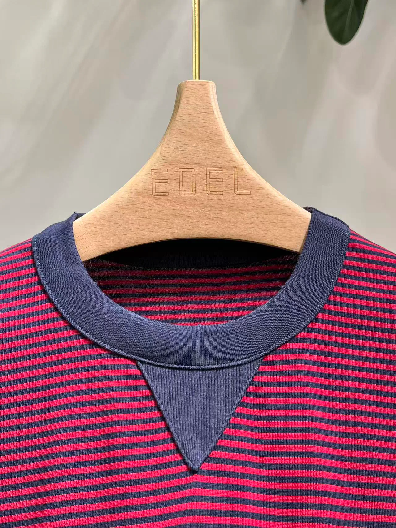 Футболки Женские Prada 5067811