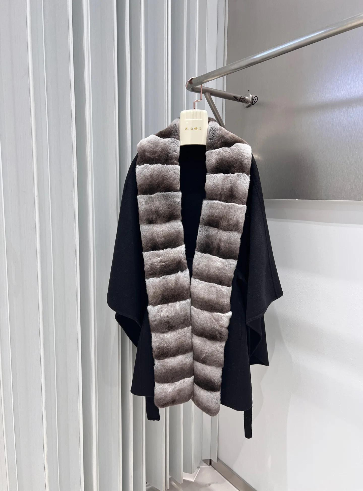 Пальто Женские Loro Piana 18734827