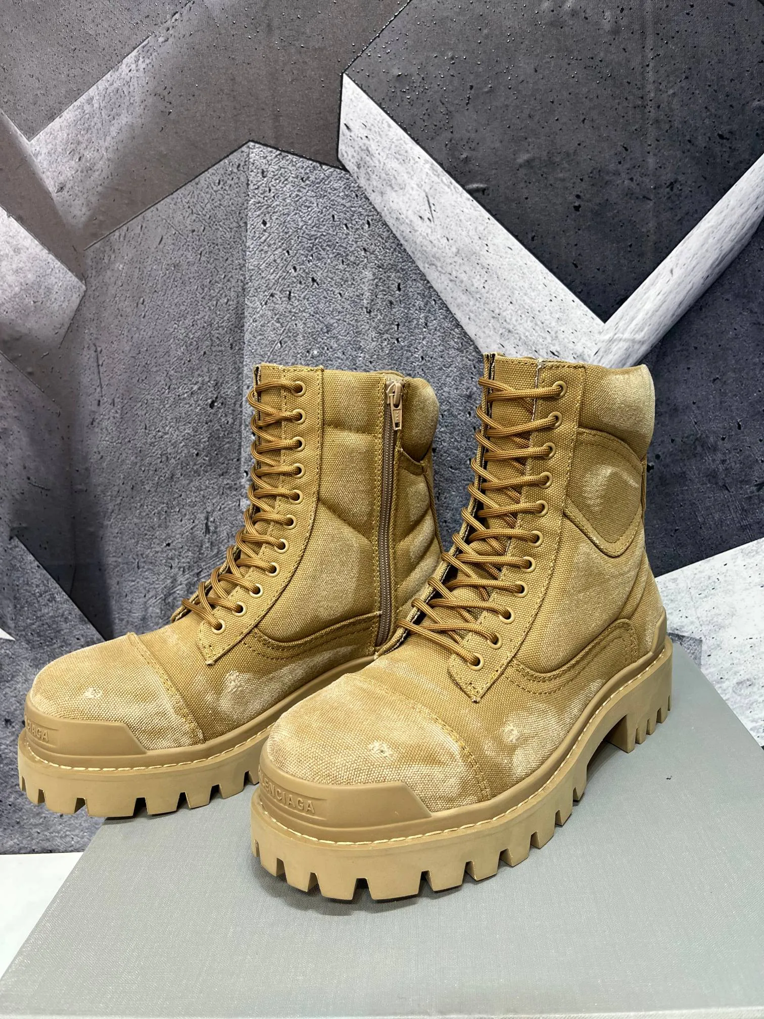 Ботинки Мужские Balenciaga 17962233