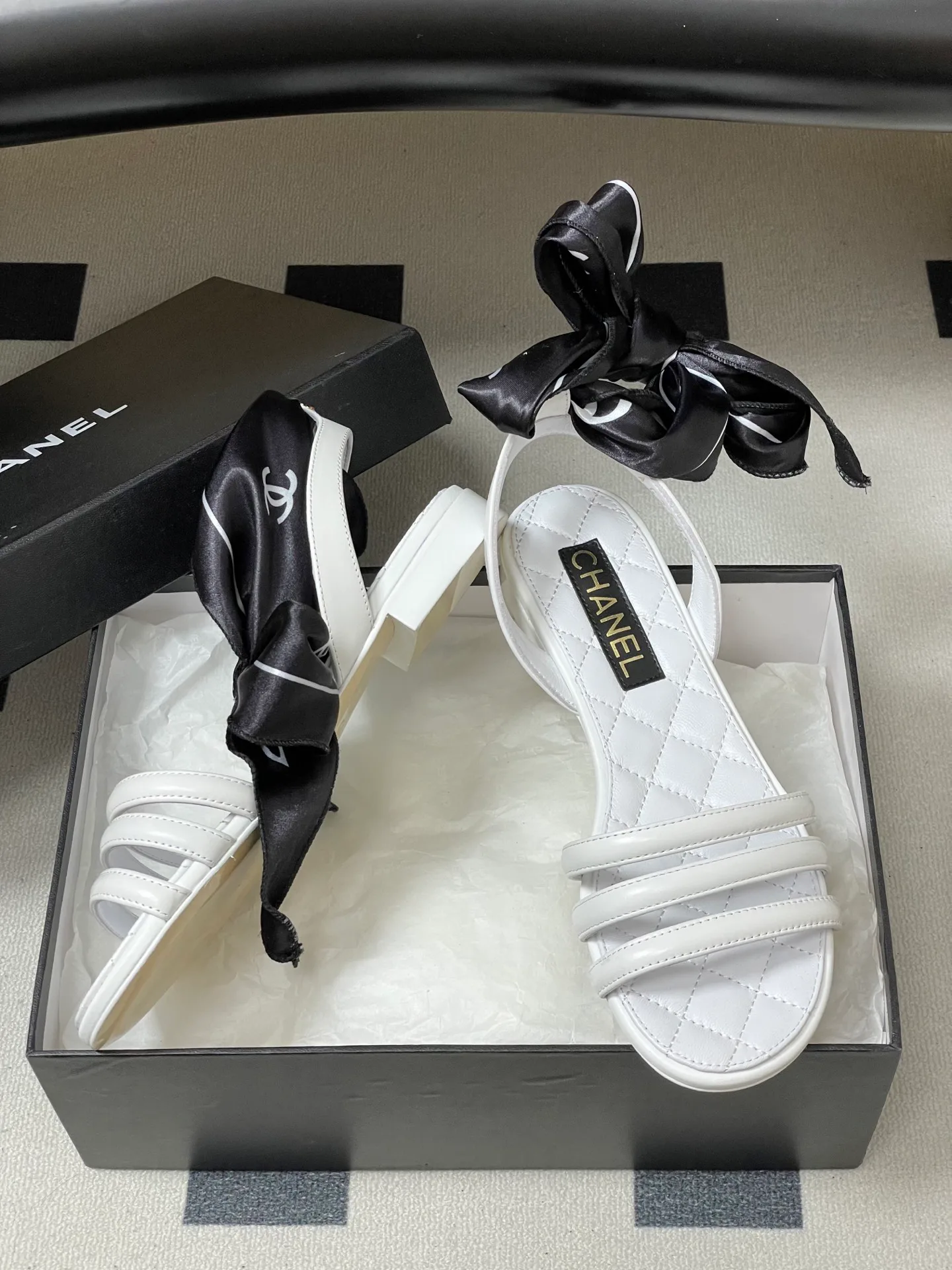 Сандалии Женские Chanel 374950