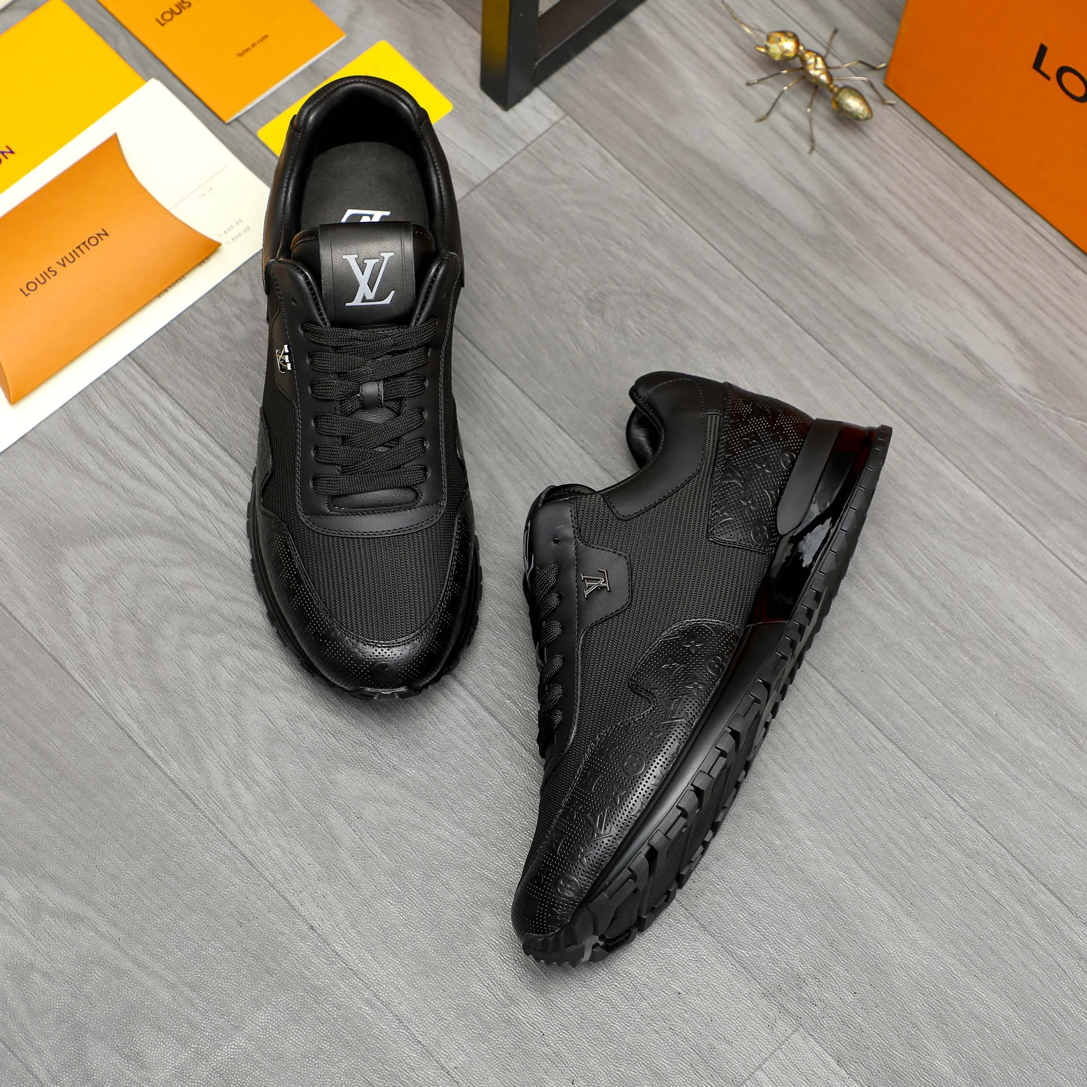 Кроссовки Мужские Louis Vuitton 288043