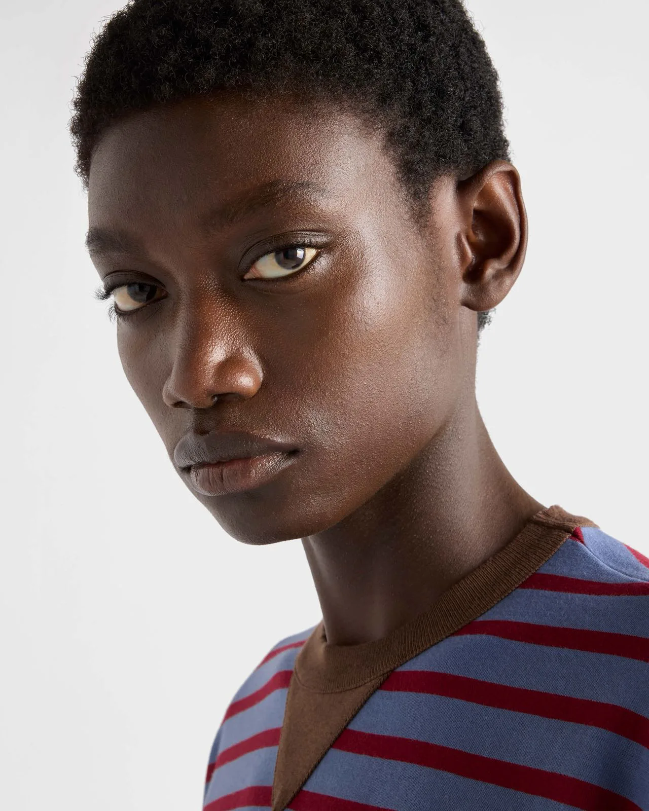 Футболки Женские Prada 10783451