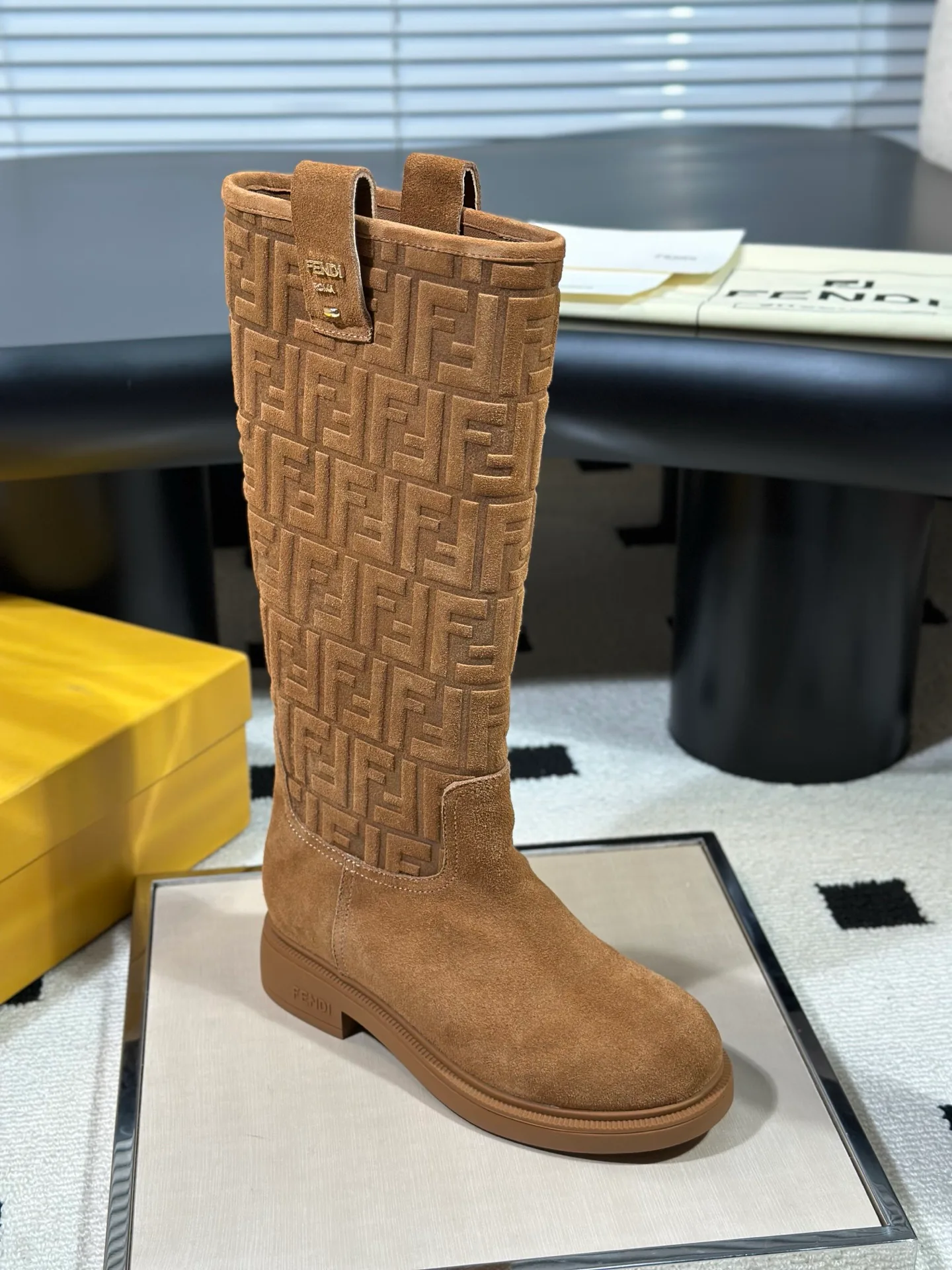 Сапоги Женские Fendi 19099371