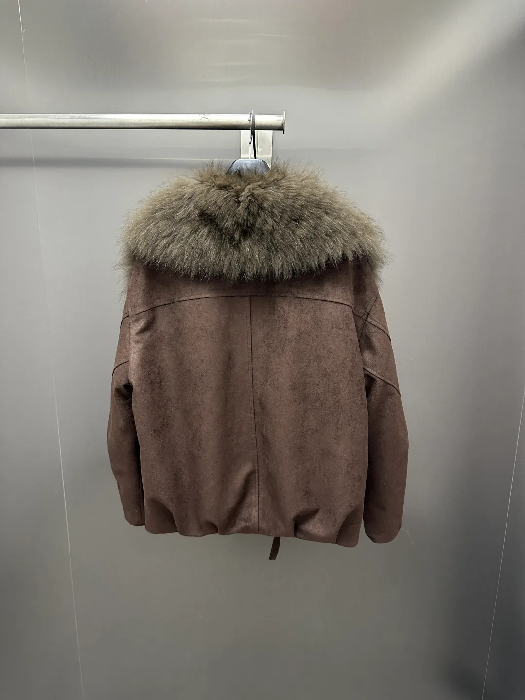 Куртки И Пуховики Женские Max Mara 18702436