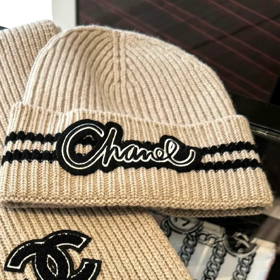 Головные Уборы Chanel 3897243