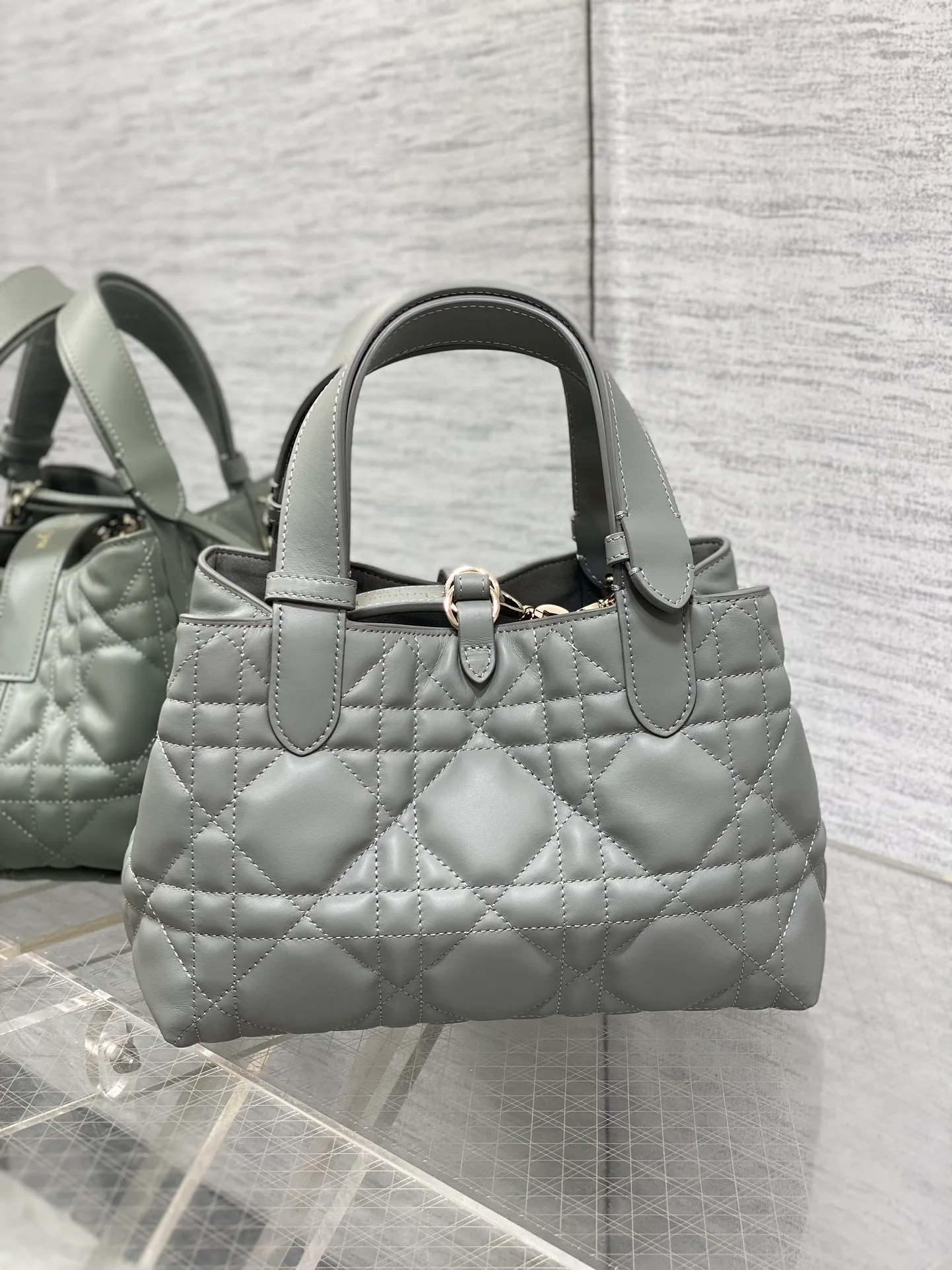 Классические Сумки Женские Christian Dior 11562723