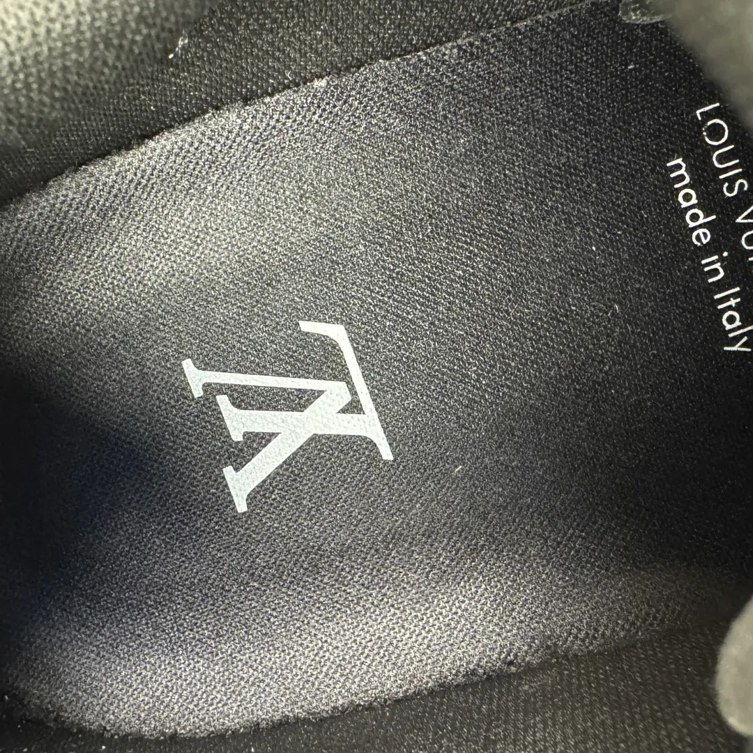 Кроссовки Мужские Louis Vuitton 1142101