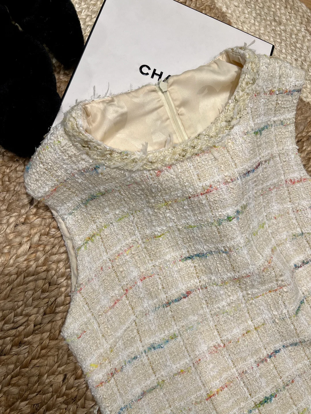 Платья Женские Chanel 11540407
