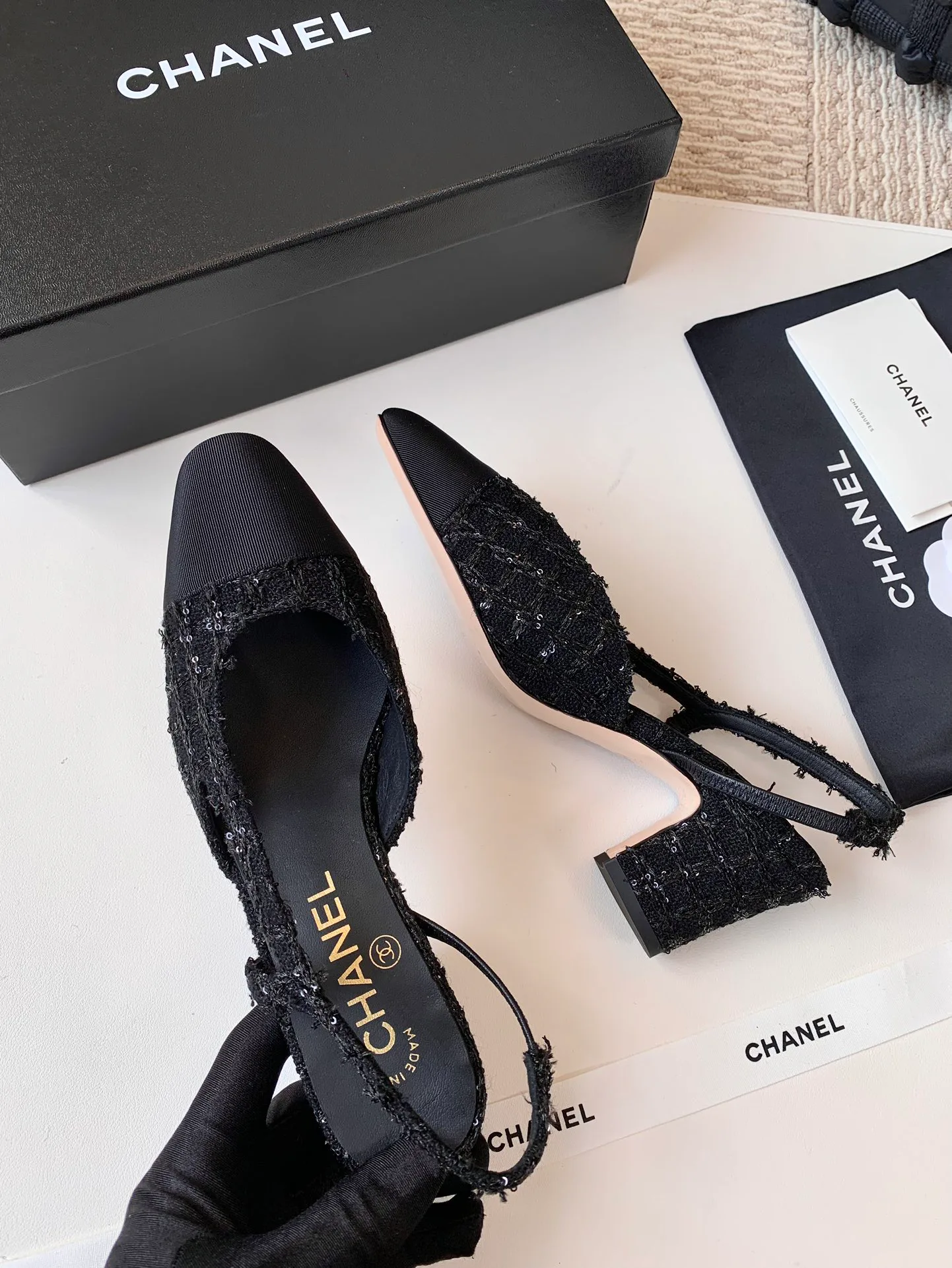 Босоножки Женские Chanel 12973517