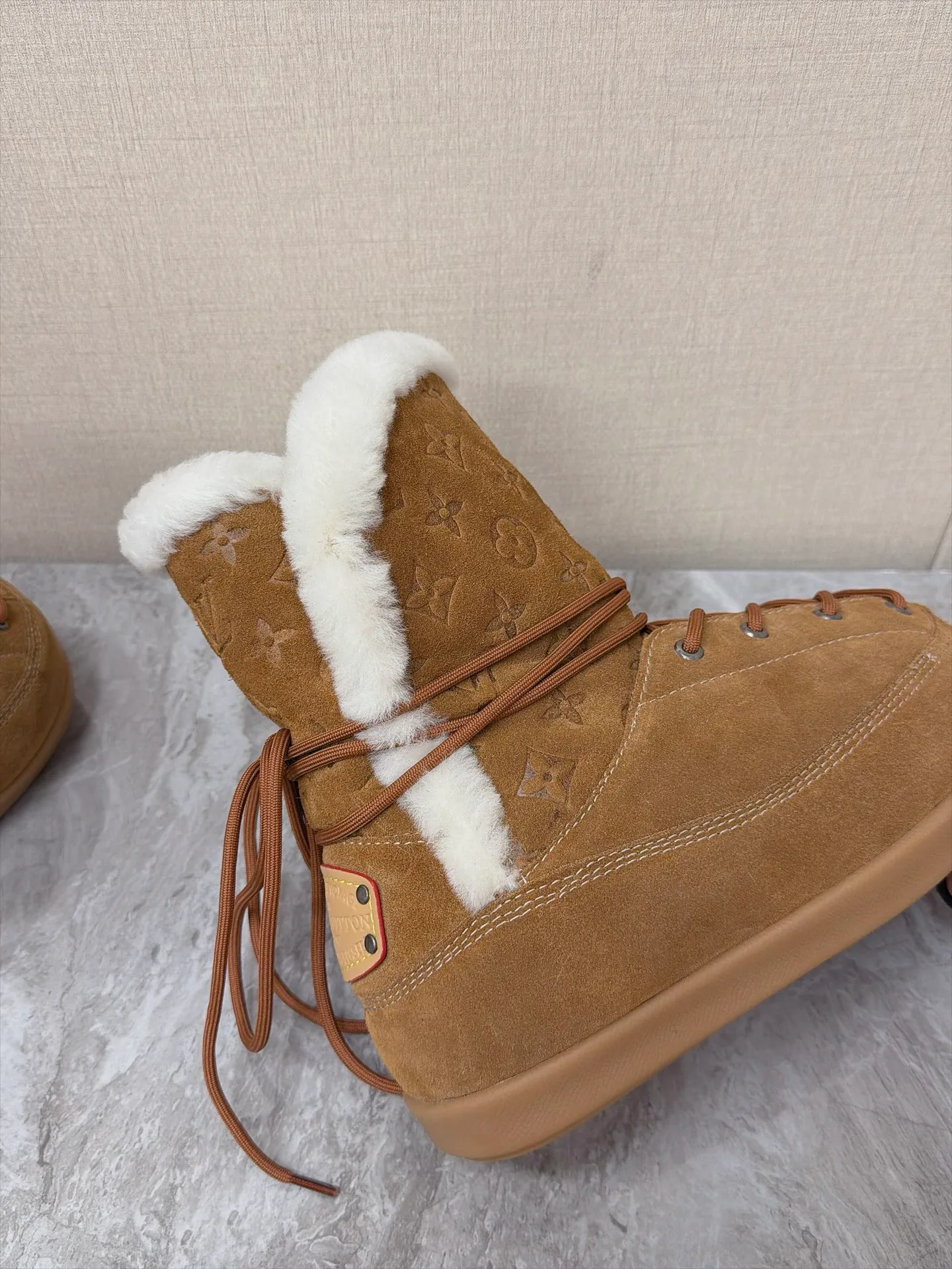 Угги Женские Louis Vuitton 19179048