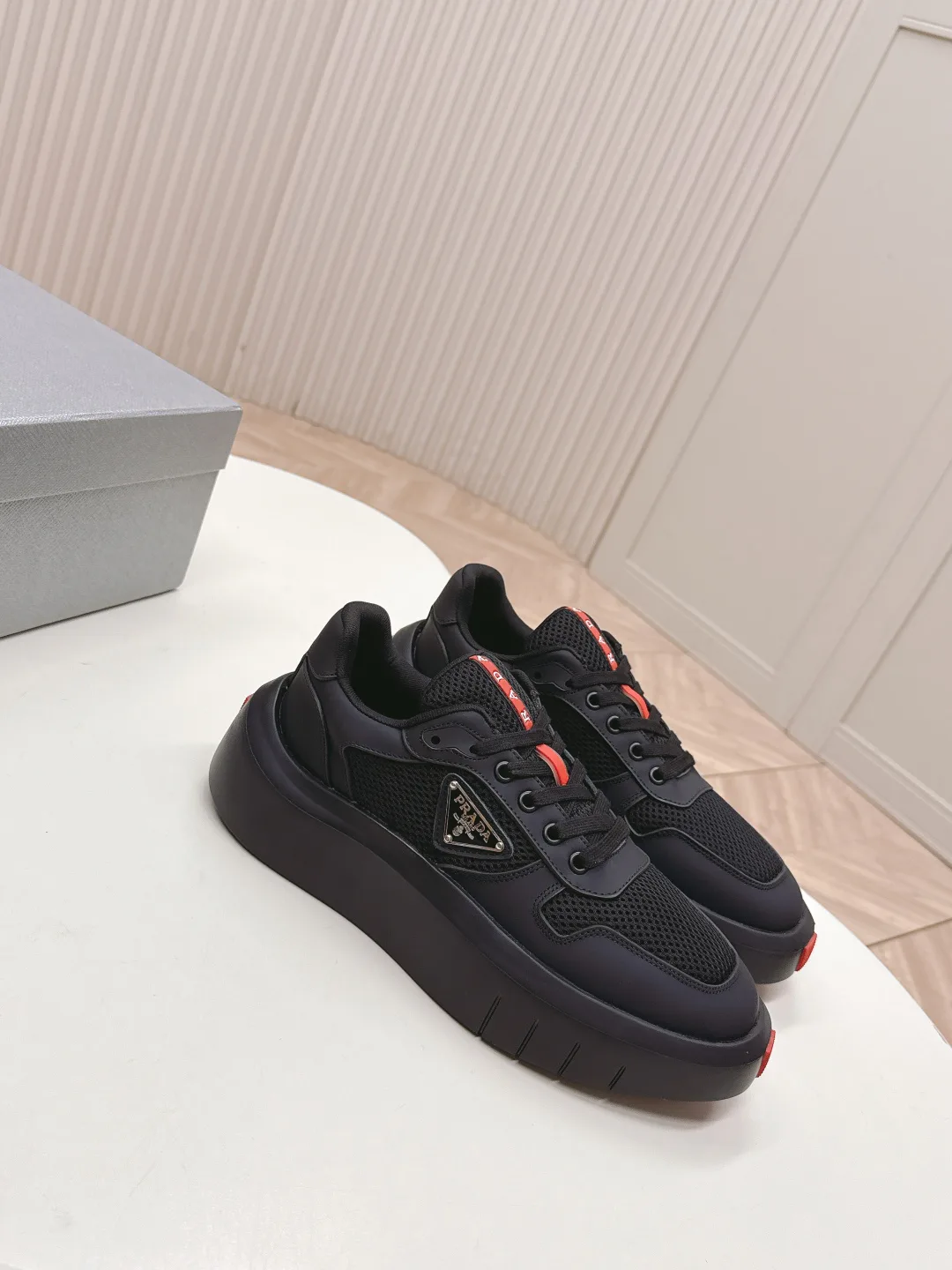 Кроссовки Женские Prada 53274