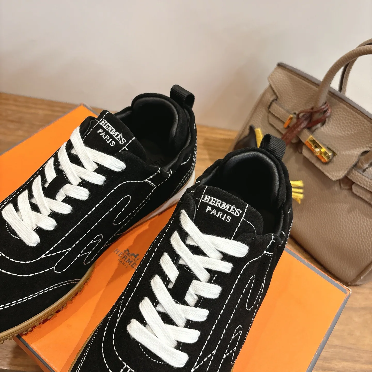 Кроссовки Женские Hermes 11891957
