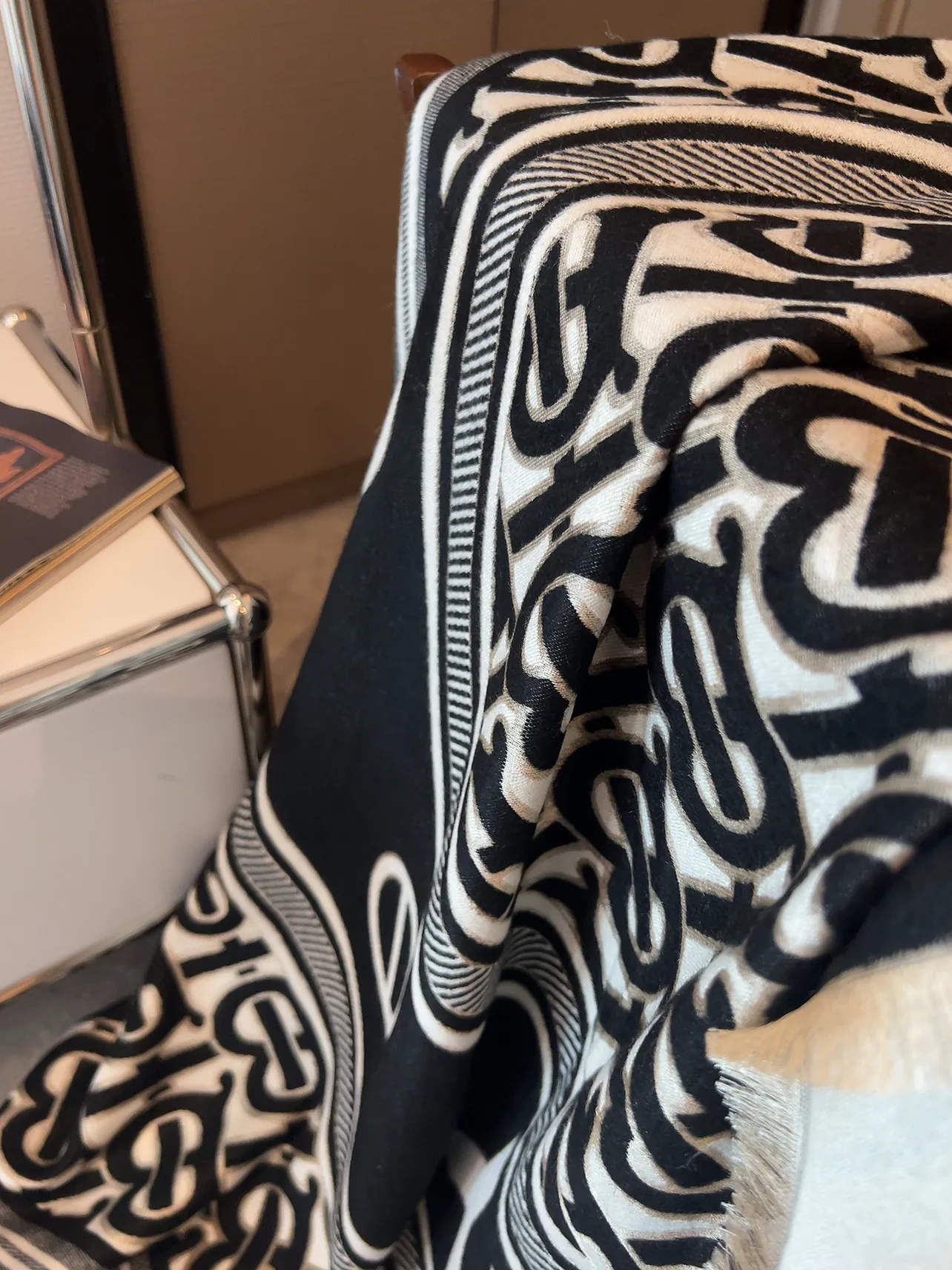 Платки Burberry 1973640