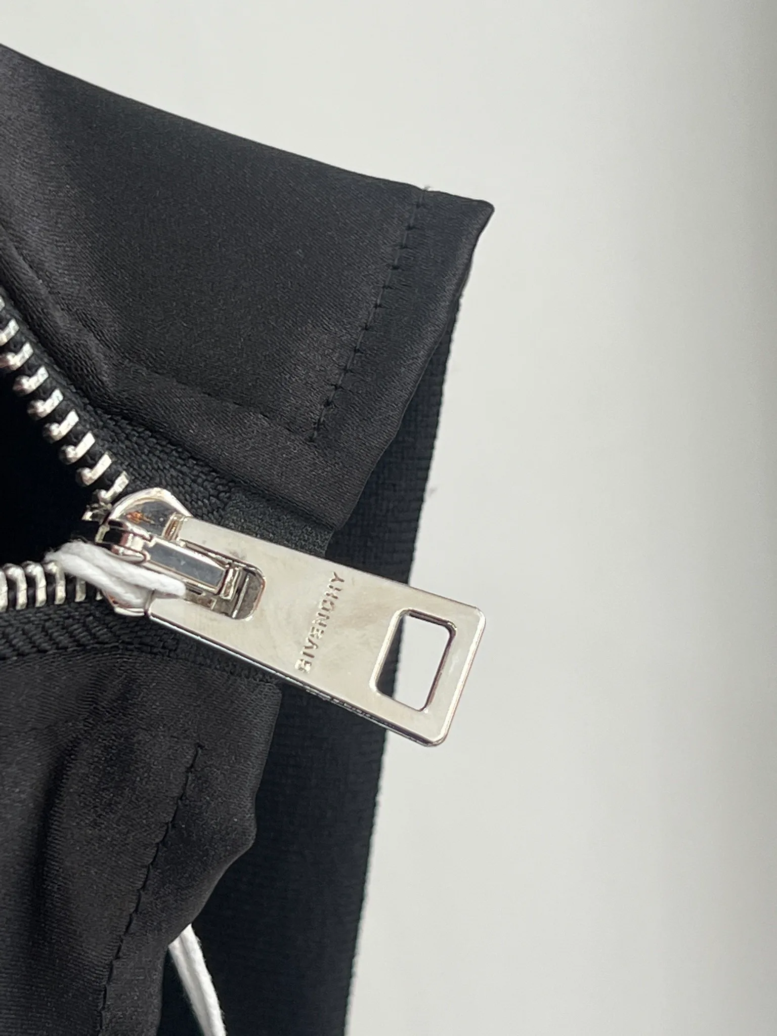 Куртки И Пуховики Мужские Givenchy 151015