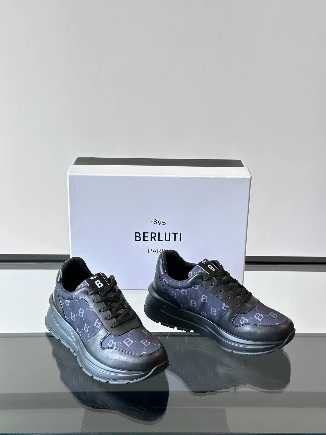 Кроссовки Мужские Berluti 17926952