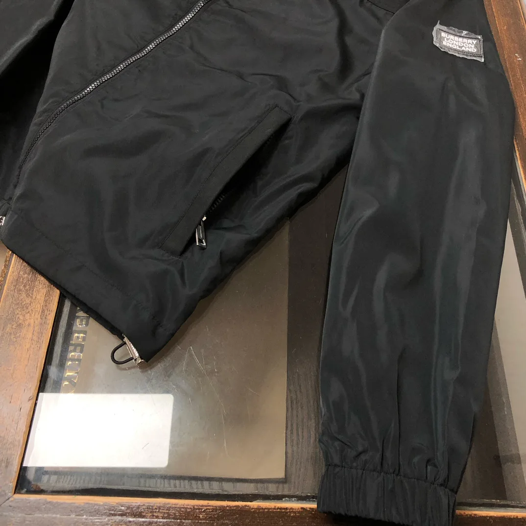 Куртки И Пуховики Мужские Burberry 9620316