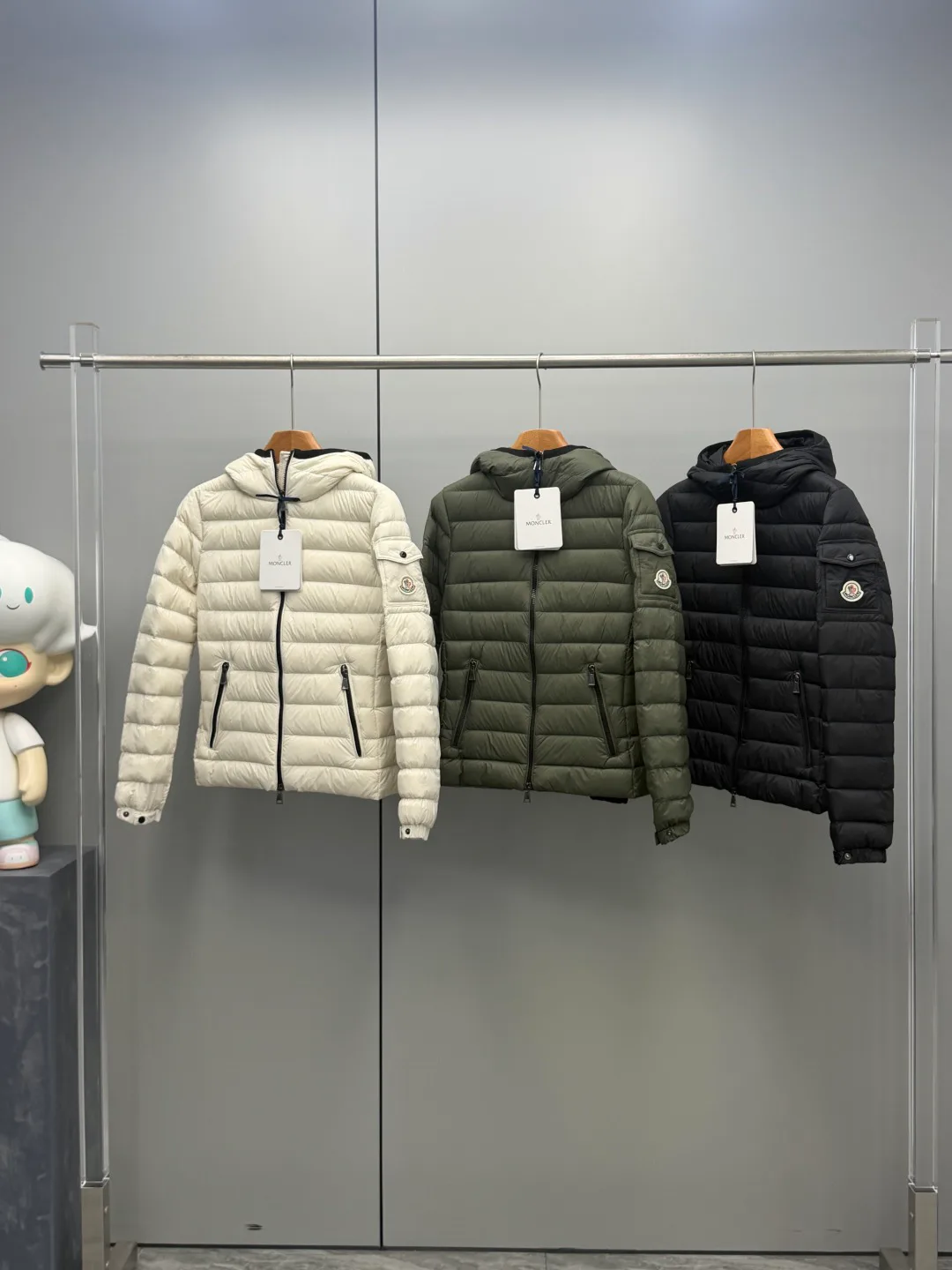 Куртки И Пуховики Женские Moncler 18134413
