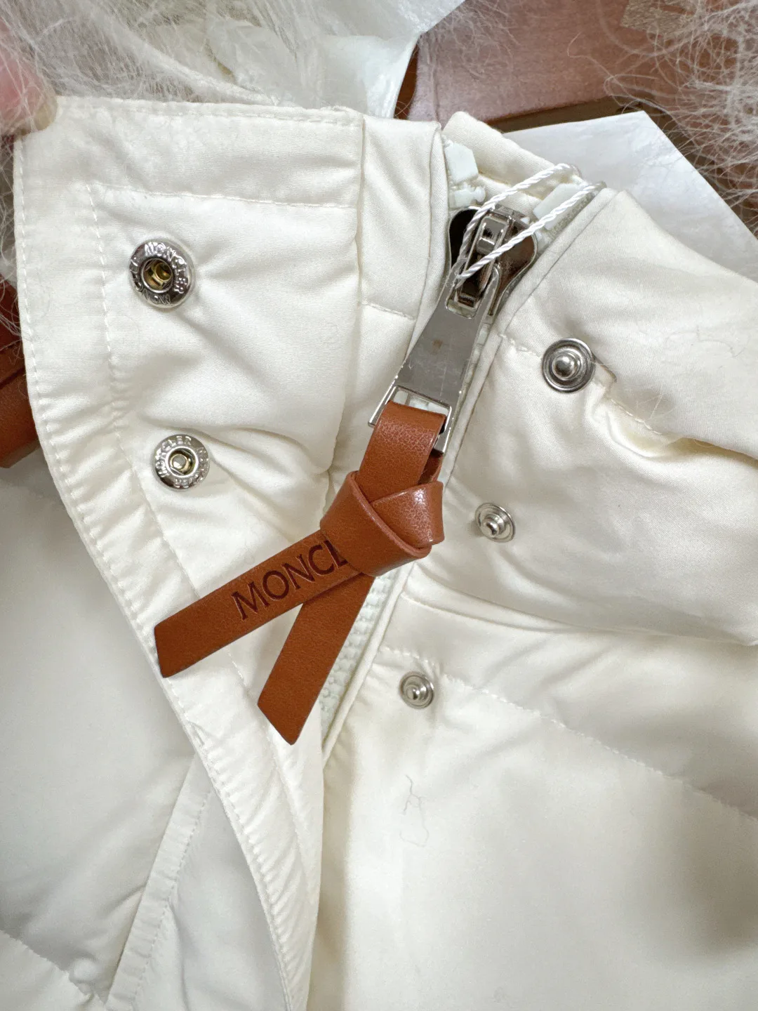 Куртки И Пуховики Женские Moncler 18561051