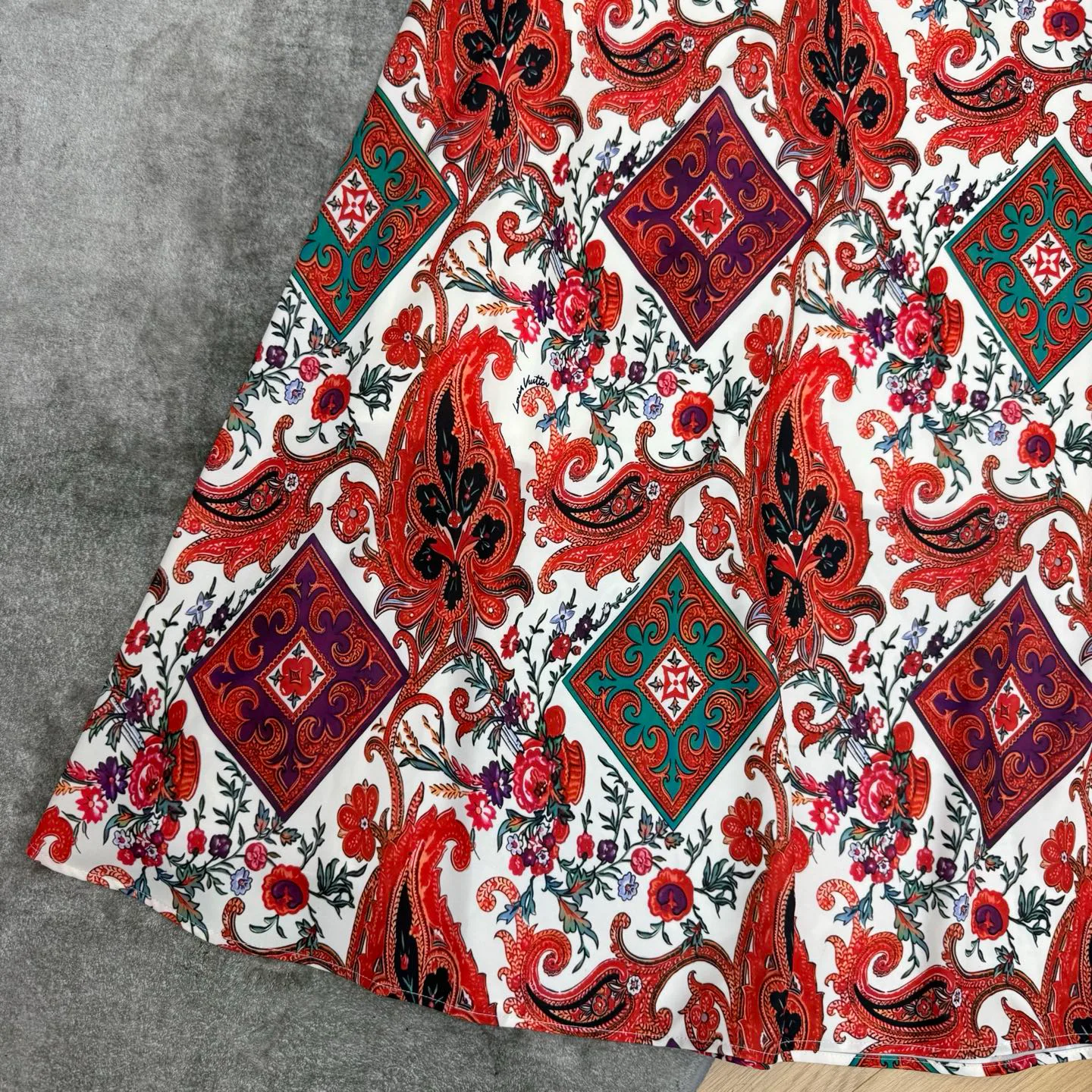 Юбки Женские Louis Vuitton 18108638