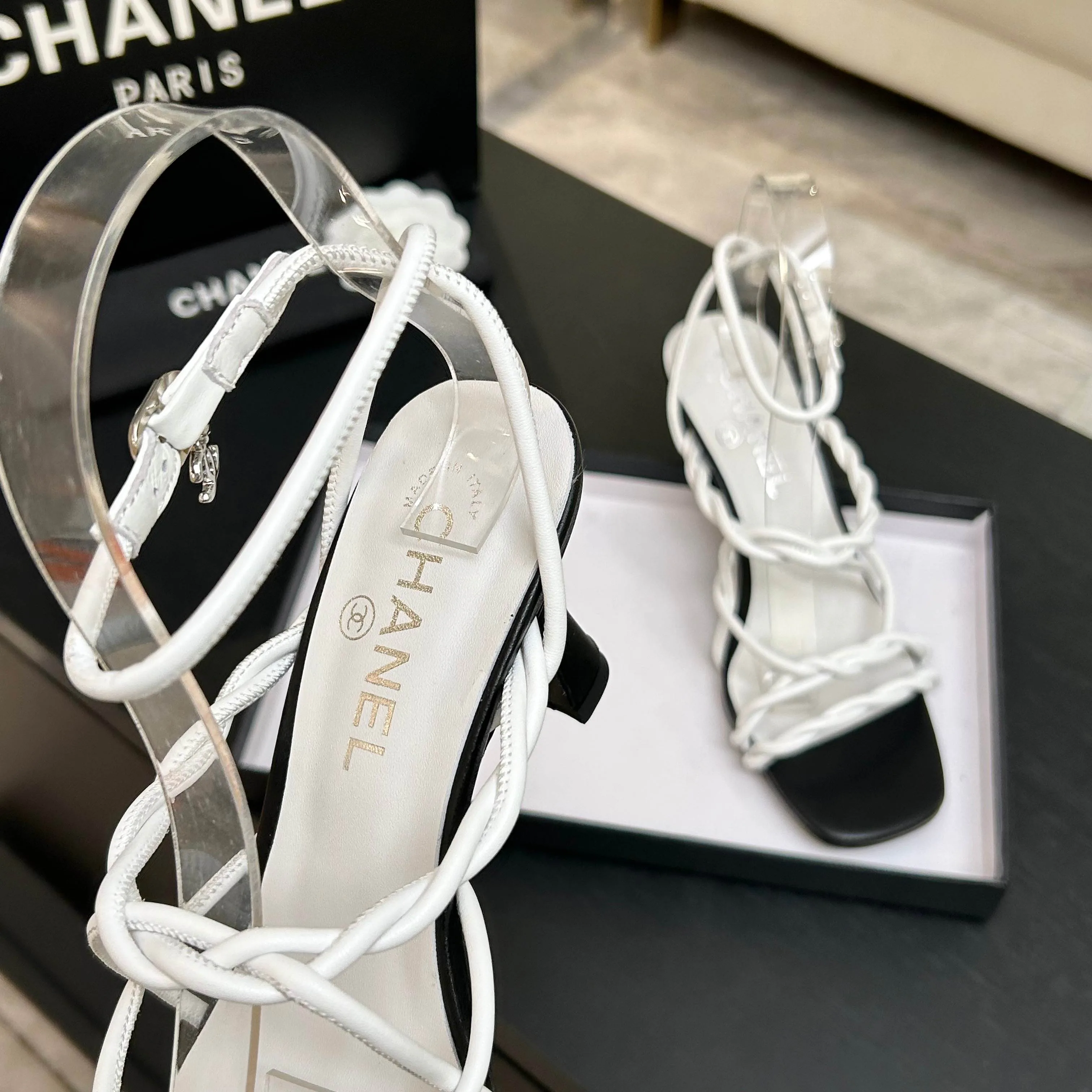 Босоножки Женские Chanel 11776662