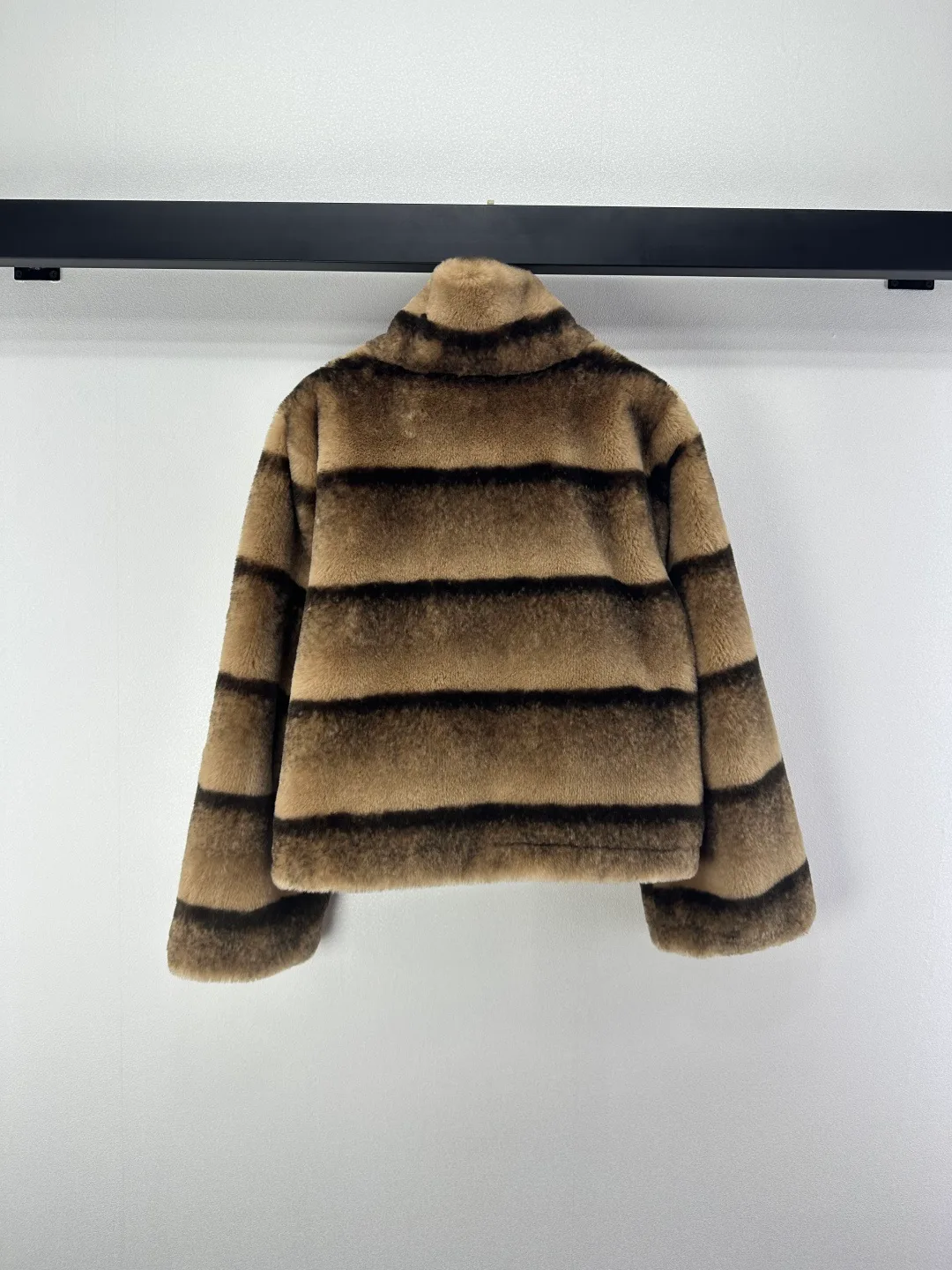 Шубы Женские Chanel 550778