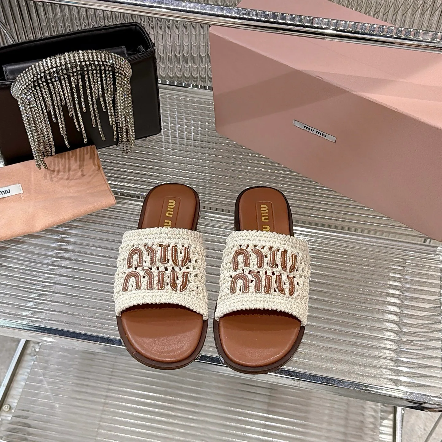 Шлепанцы Женские Miu Miu 17499582