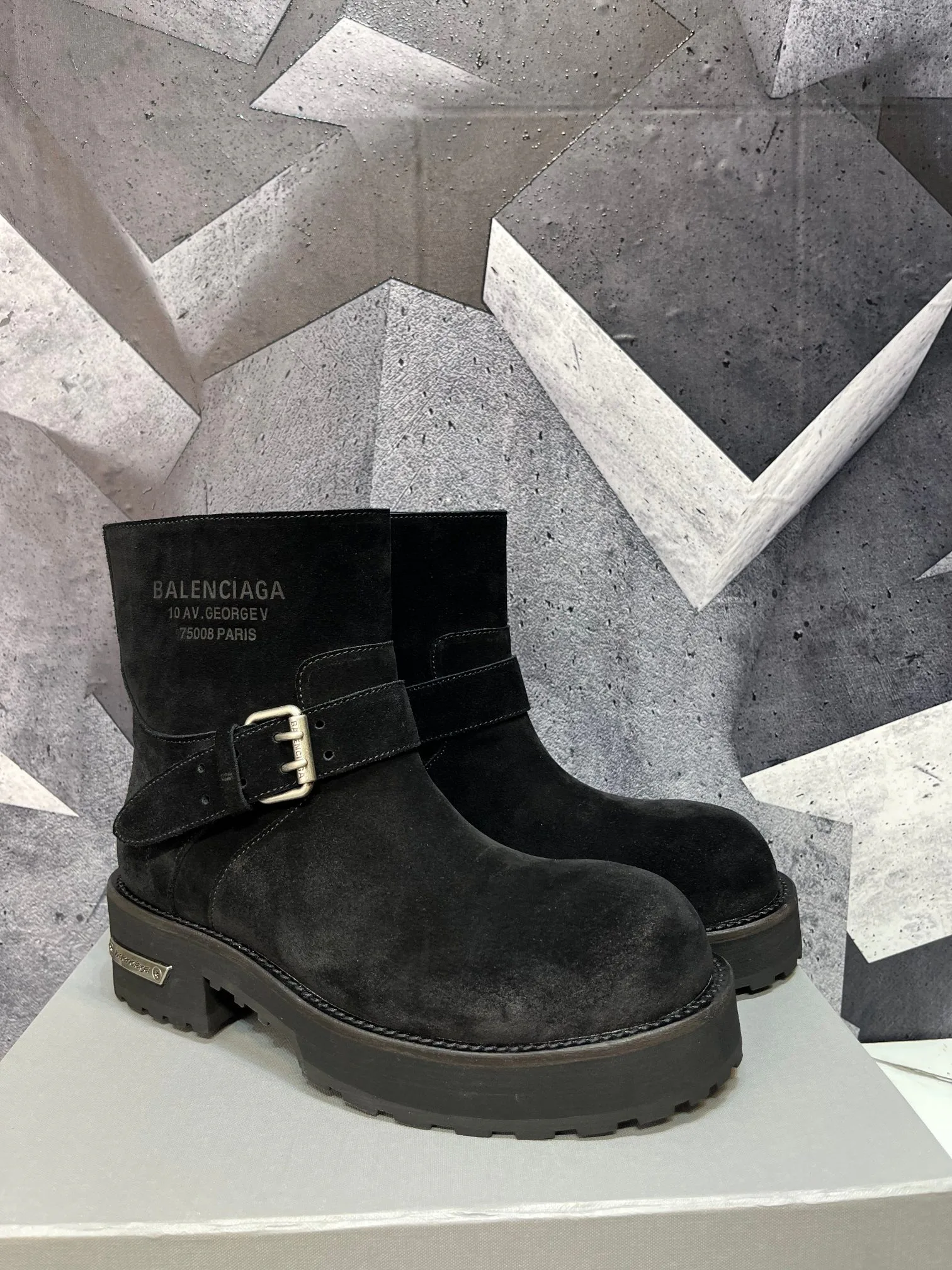 Ботинки Мужские Balenciaga 17962246