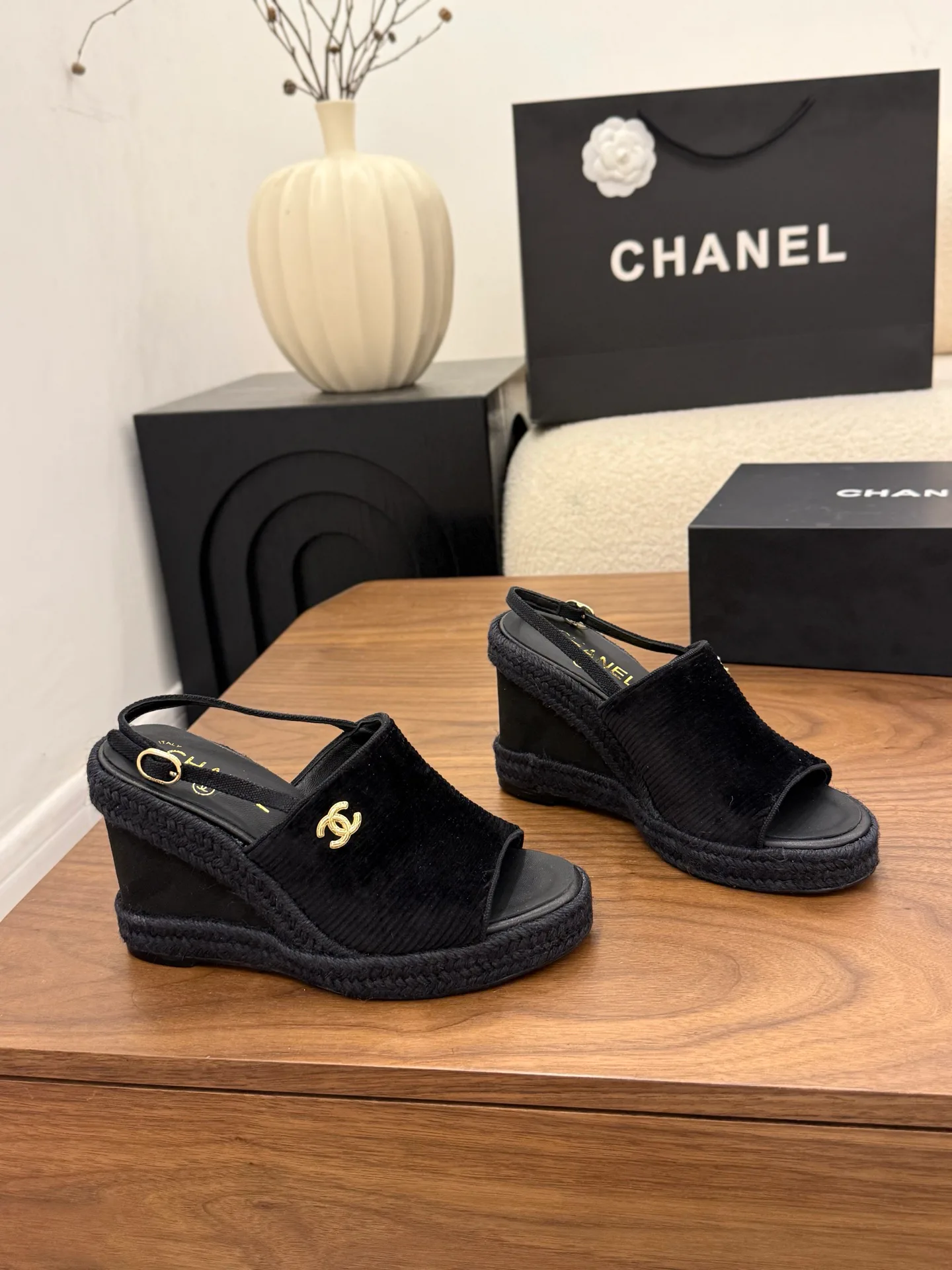 Сандалии Женские Chanel 13444917