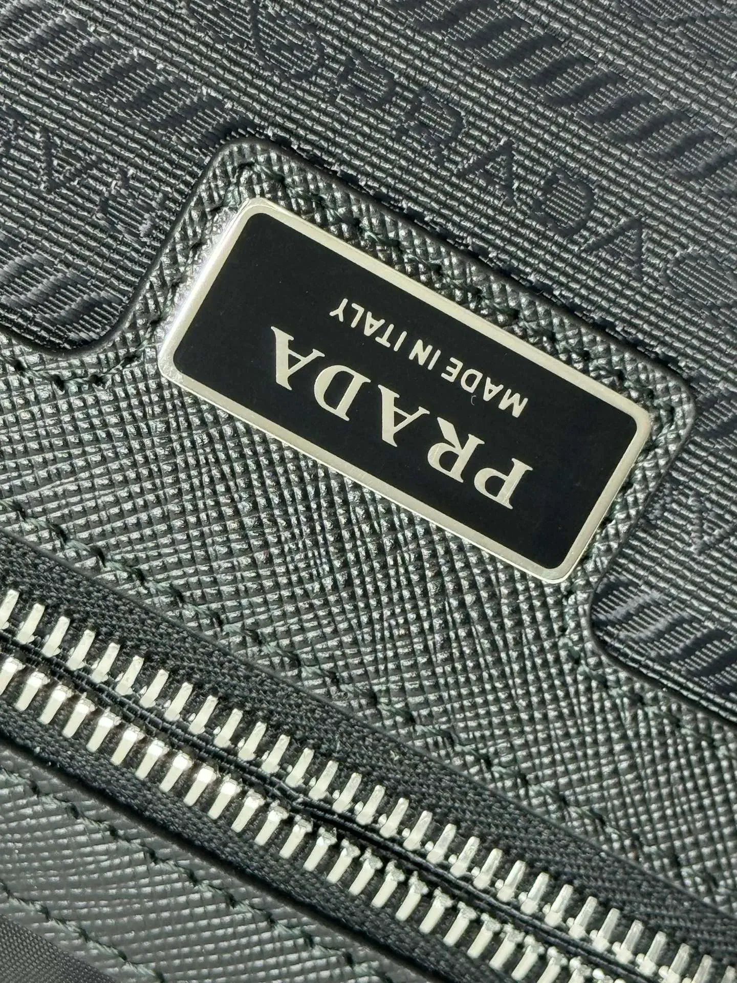 Классические Сумки Женские Prada 1481730