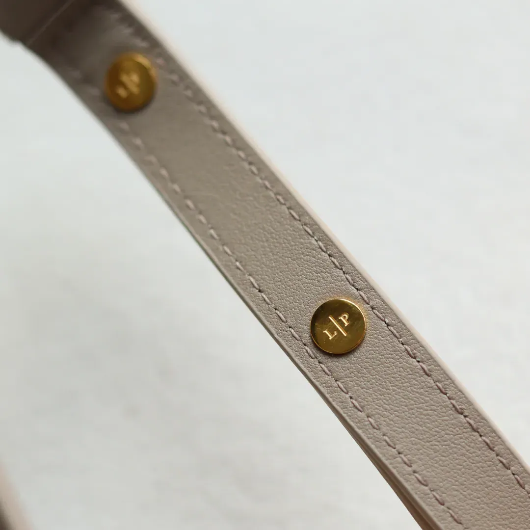 Сумки На Ремне Женские Loro Piana 963035