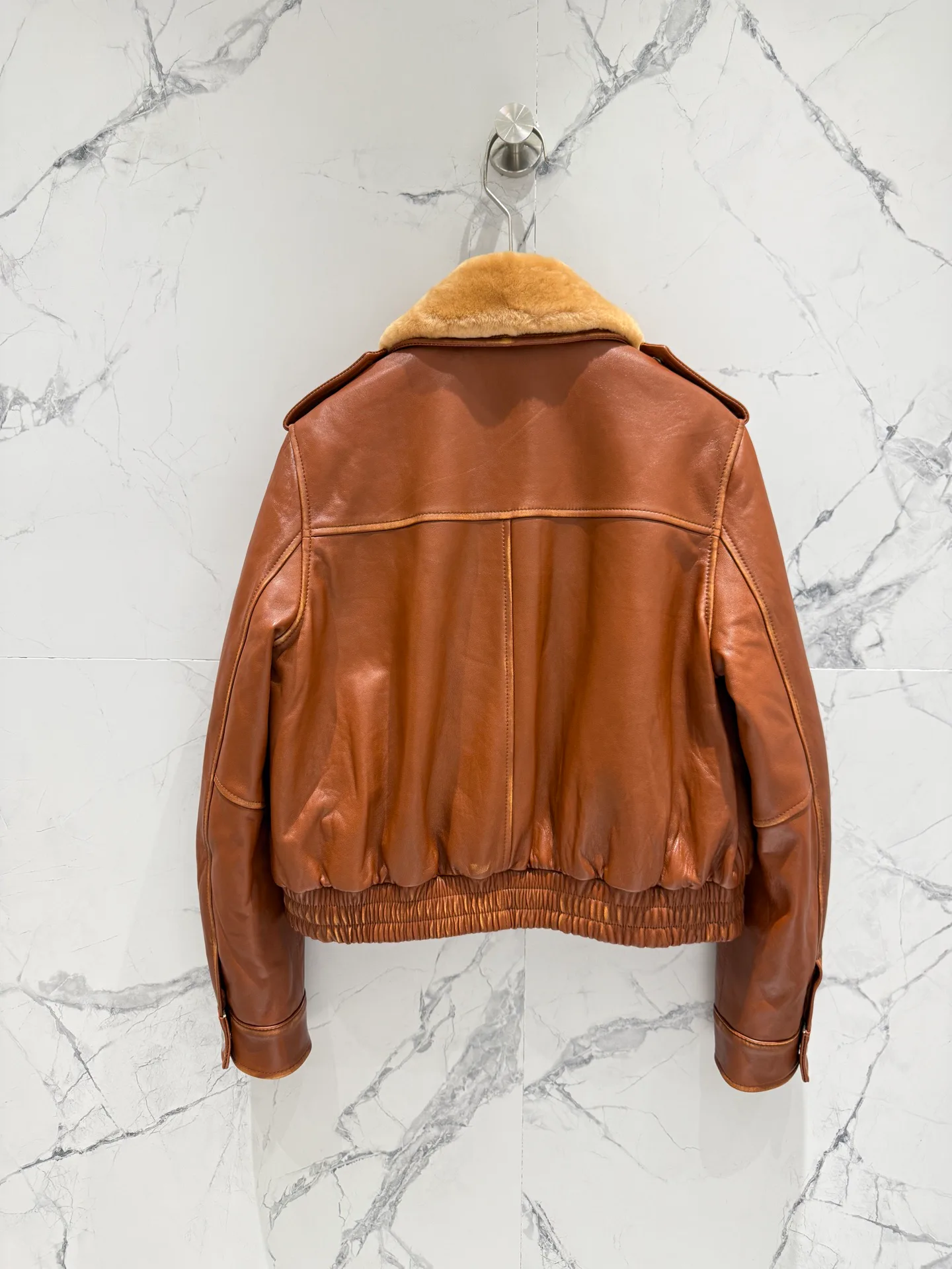 Кожаные Куртки И Дублёнки Женские Miu Miu 3380250