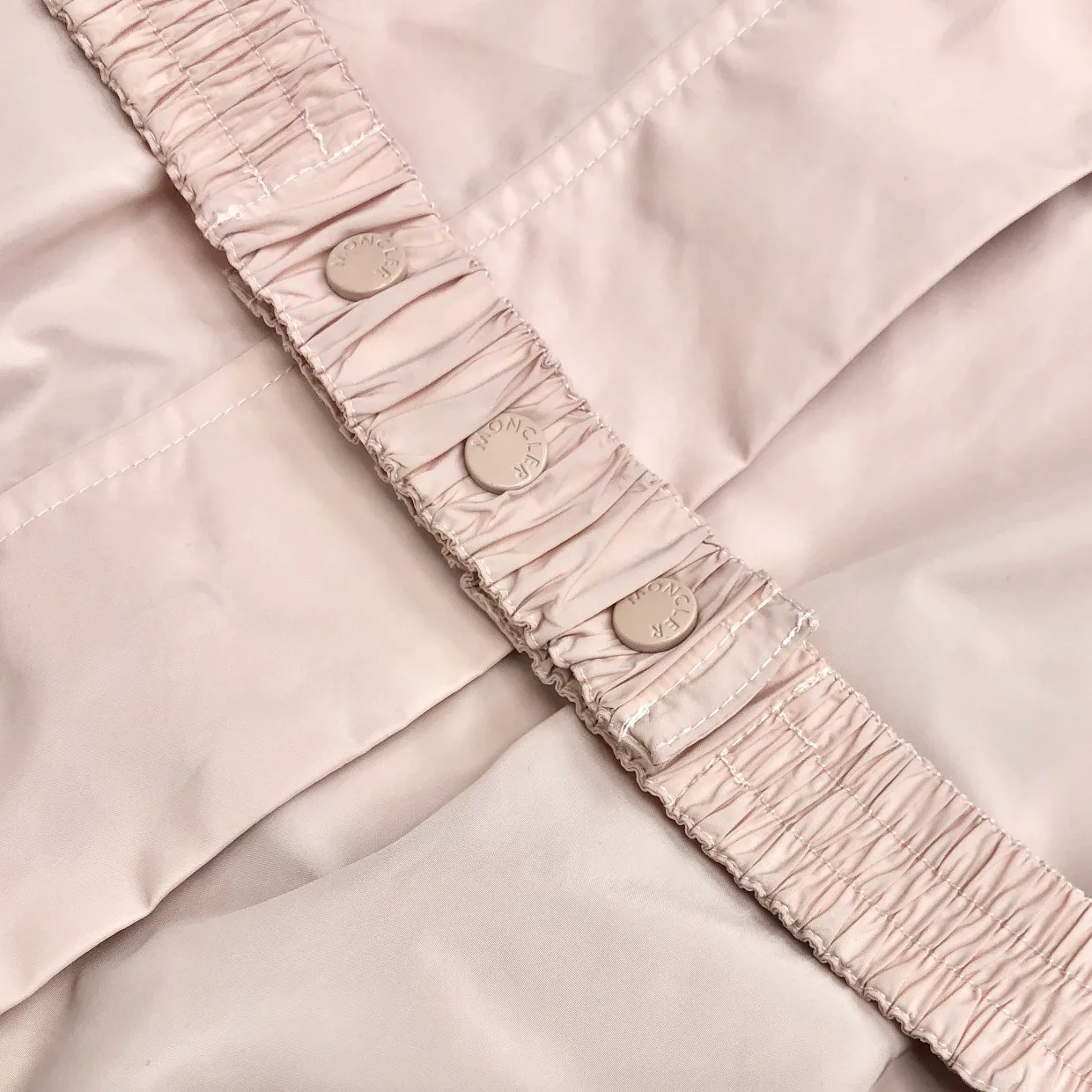 Куртки И Пуховики Женские Moncler 10956315