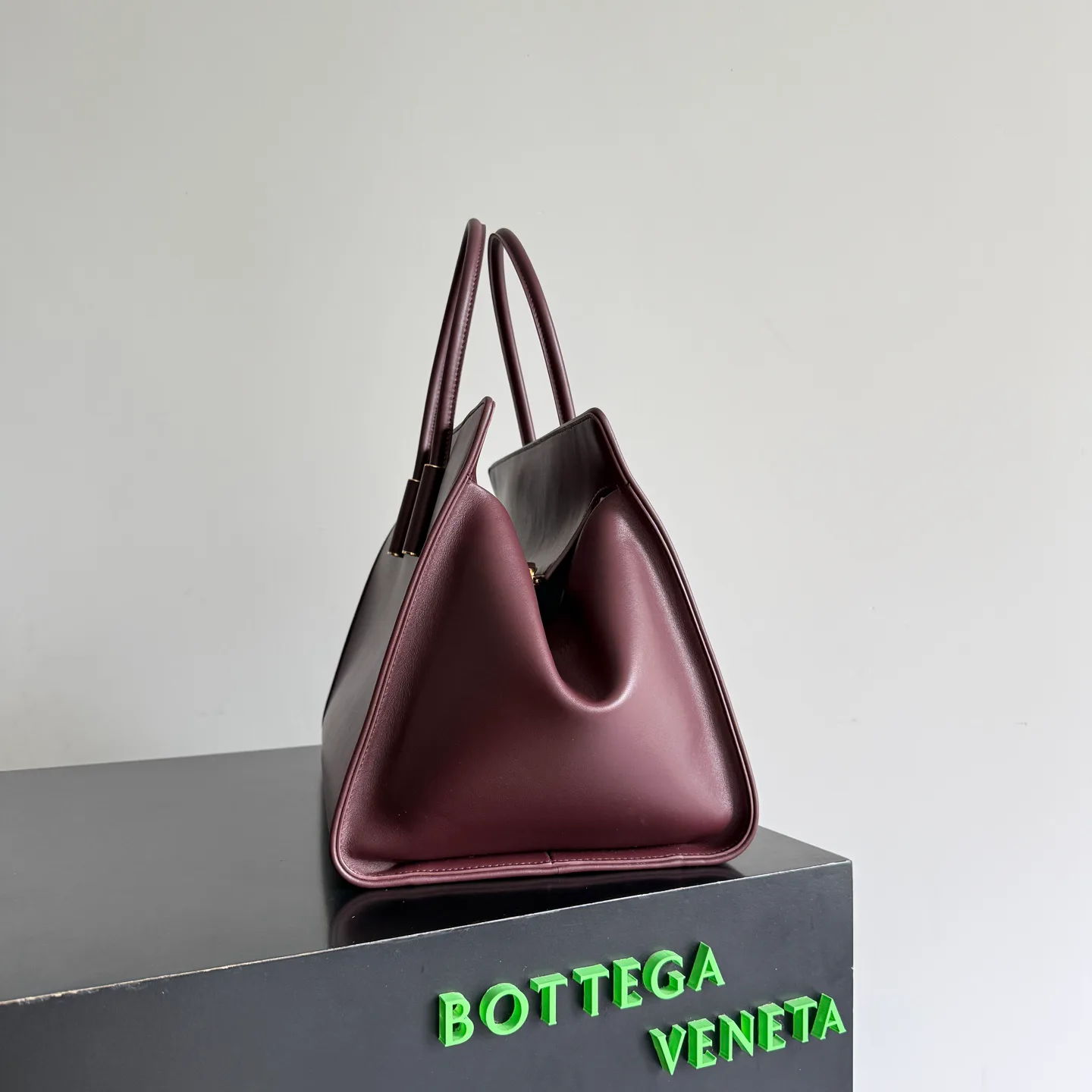 Классические Сумки Женские Bottega Veneta 17533402