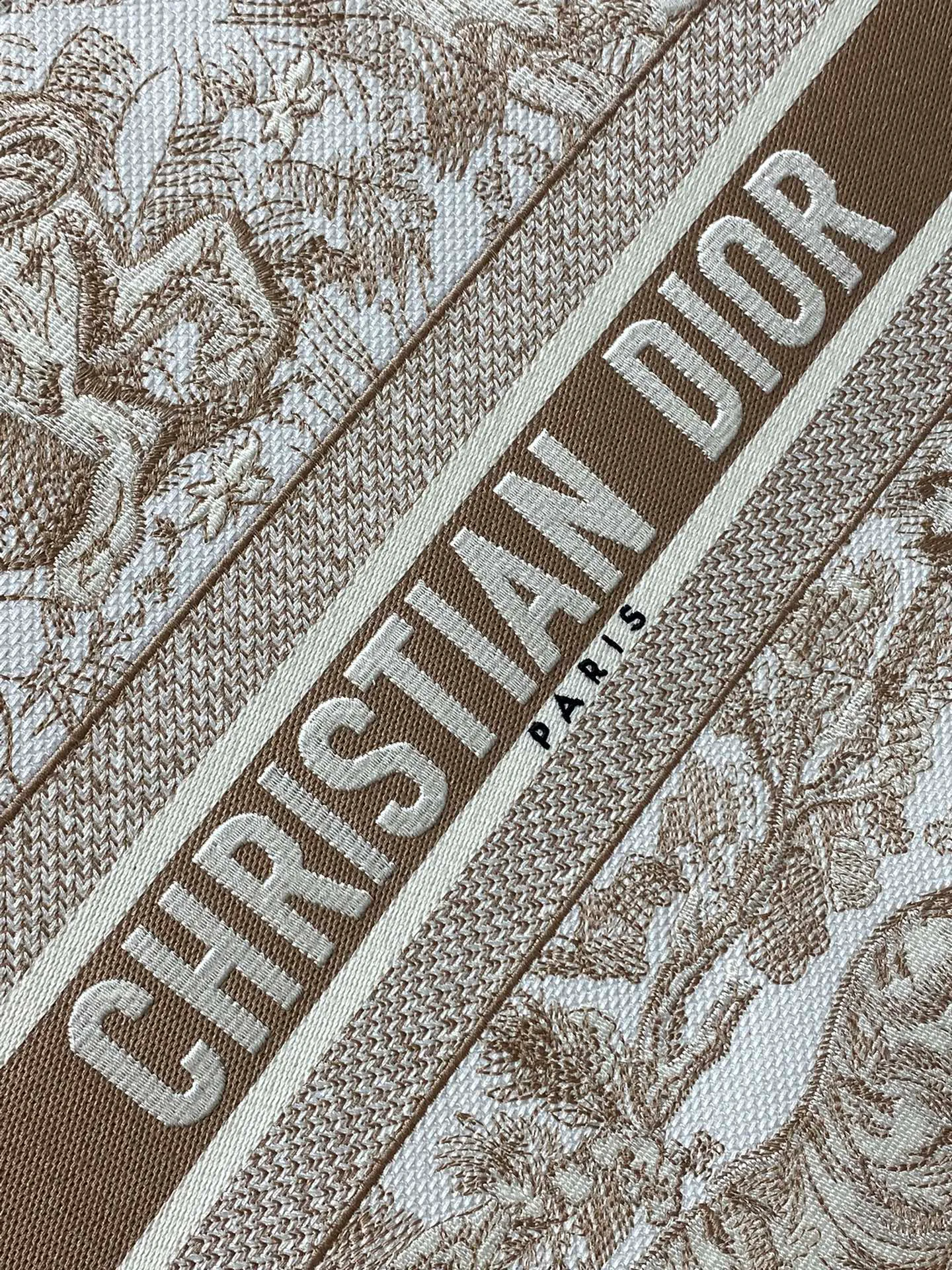 Классические Сумки Женские Christian Dior 11224039