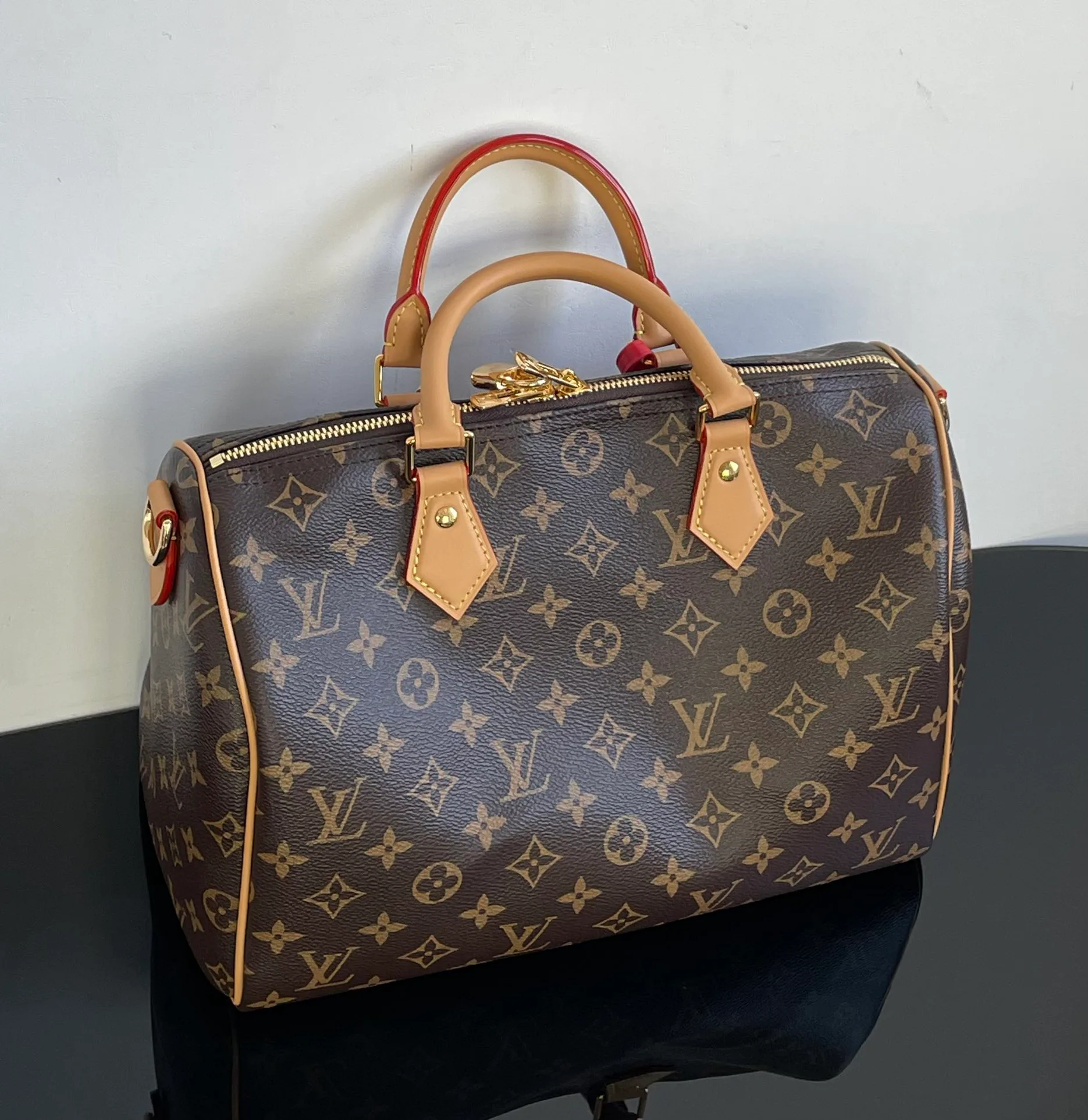 Классические Сумки Женские Louis Vuitton 11564794