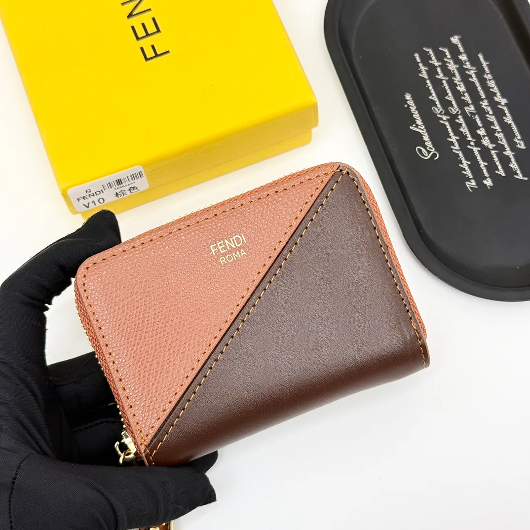 Клатчи Женские Fendi 442066
